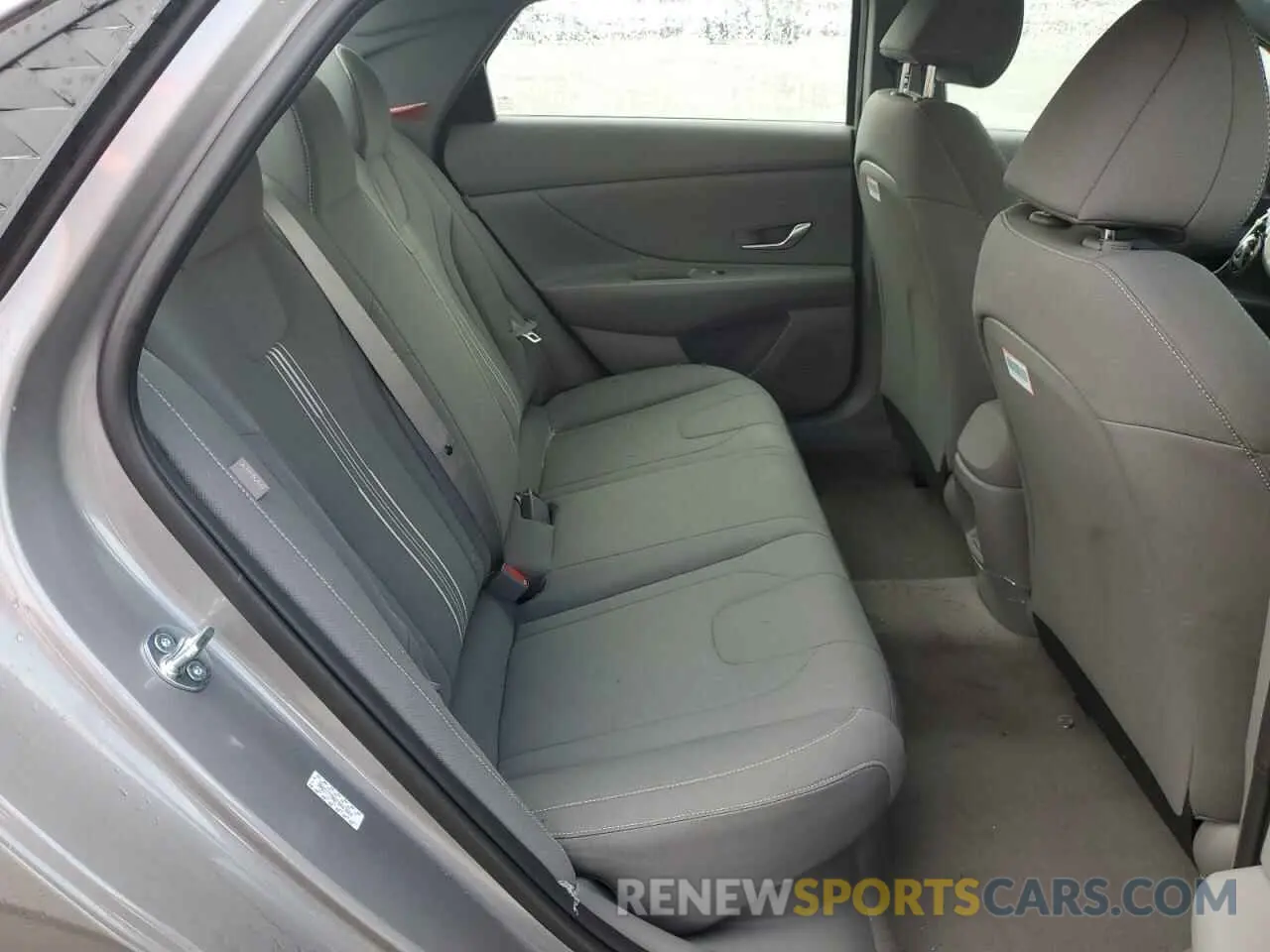 11 fotografías del automóvil dañado KMHLM4DJ8RU113806 HYUNDAI ELANTRA 2024