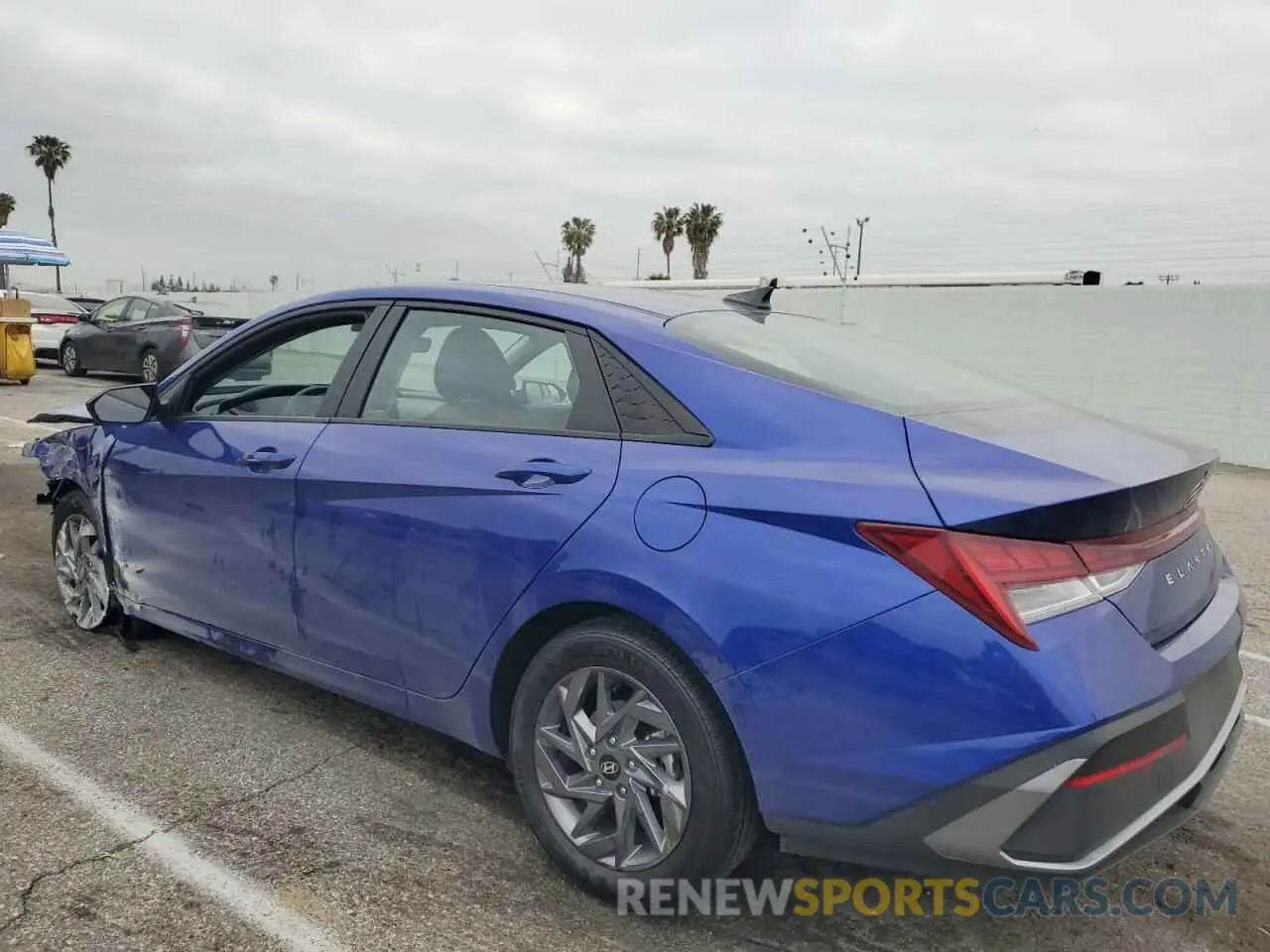 2 fotografías del automóvil dañado KMHLM4DJXRU103567 HYUNDAI ELANTRA 2024