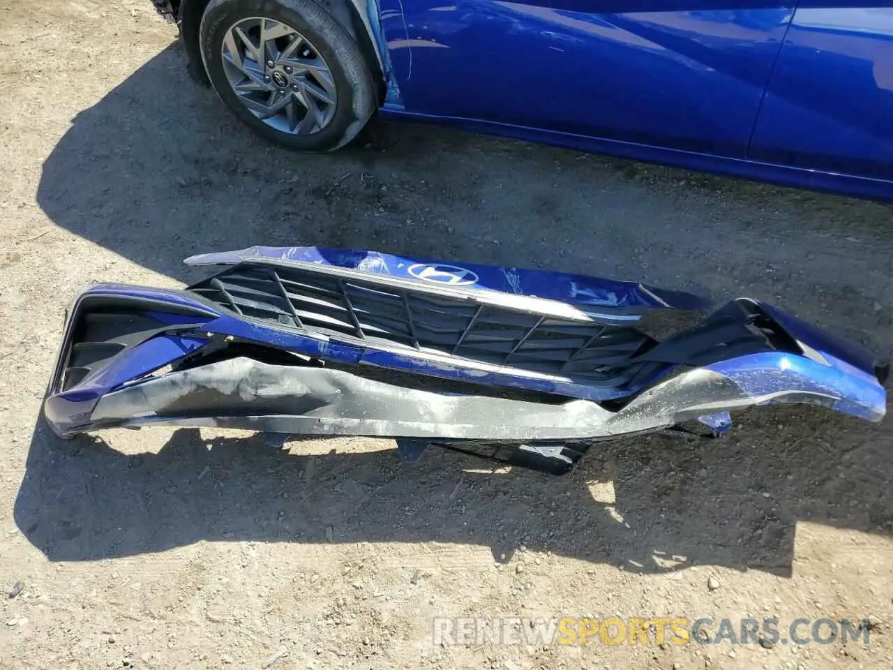 12 fotografías del automóvil dañado KMHLM4DJXRU103794 HYUNDAI ELANTRA 2024