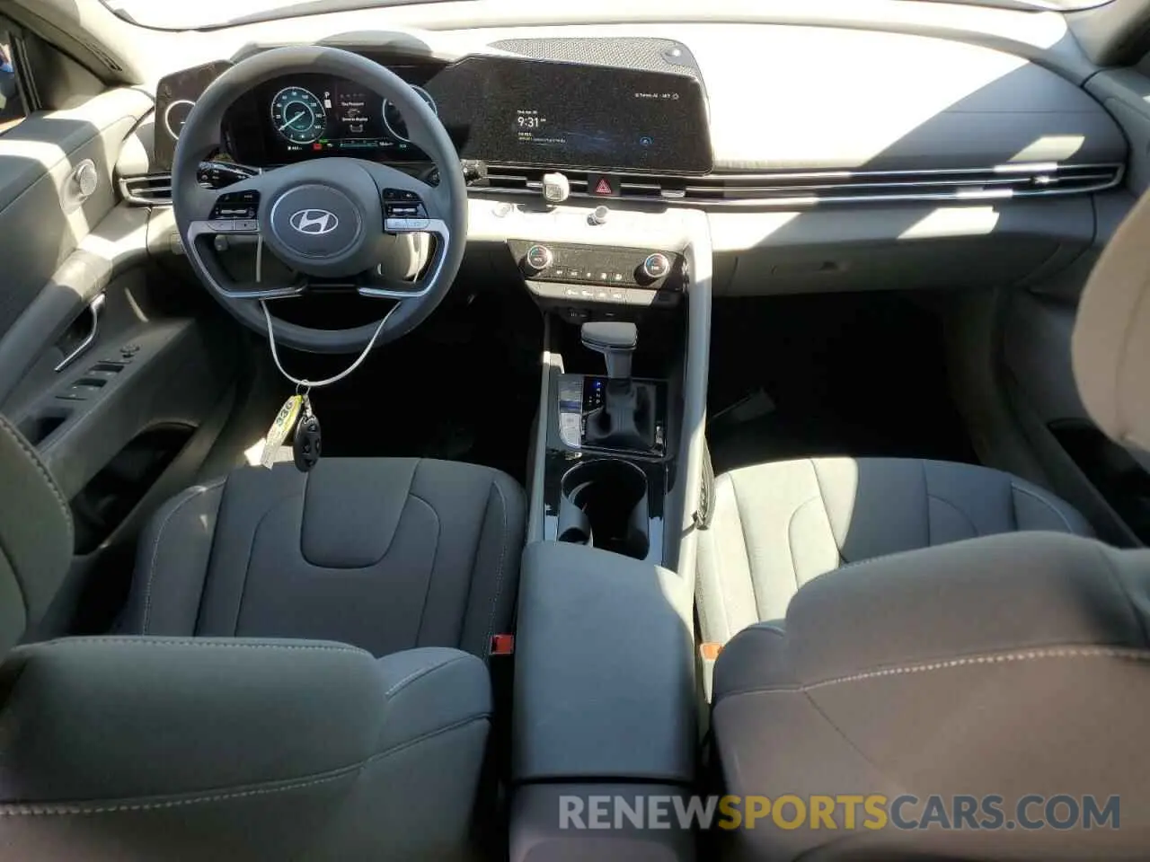 8 fotografías del automóvil dañado KMHLM4DJXRU103794 HYUNDAI ELANTRA 2024