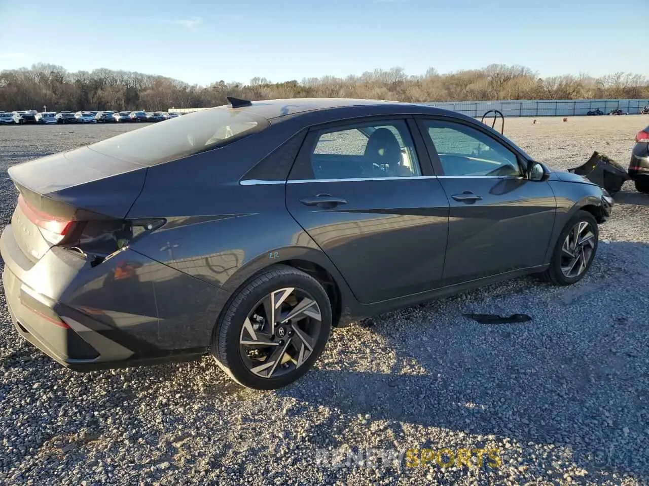 3 fotografías del automóvil dañado KMHLN4DJ1RU096800 HYUNDAI ELANTRA 2024