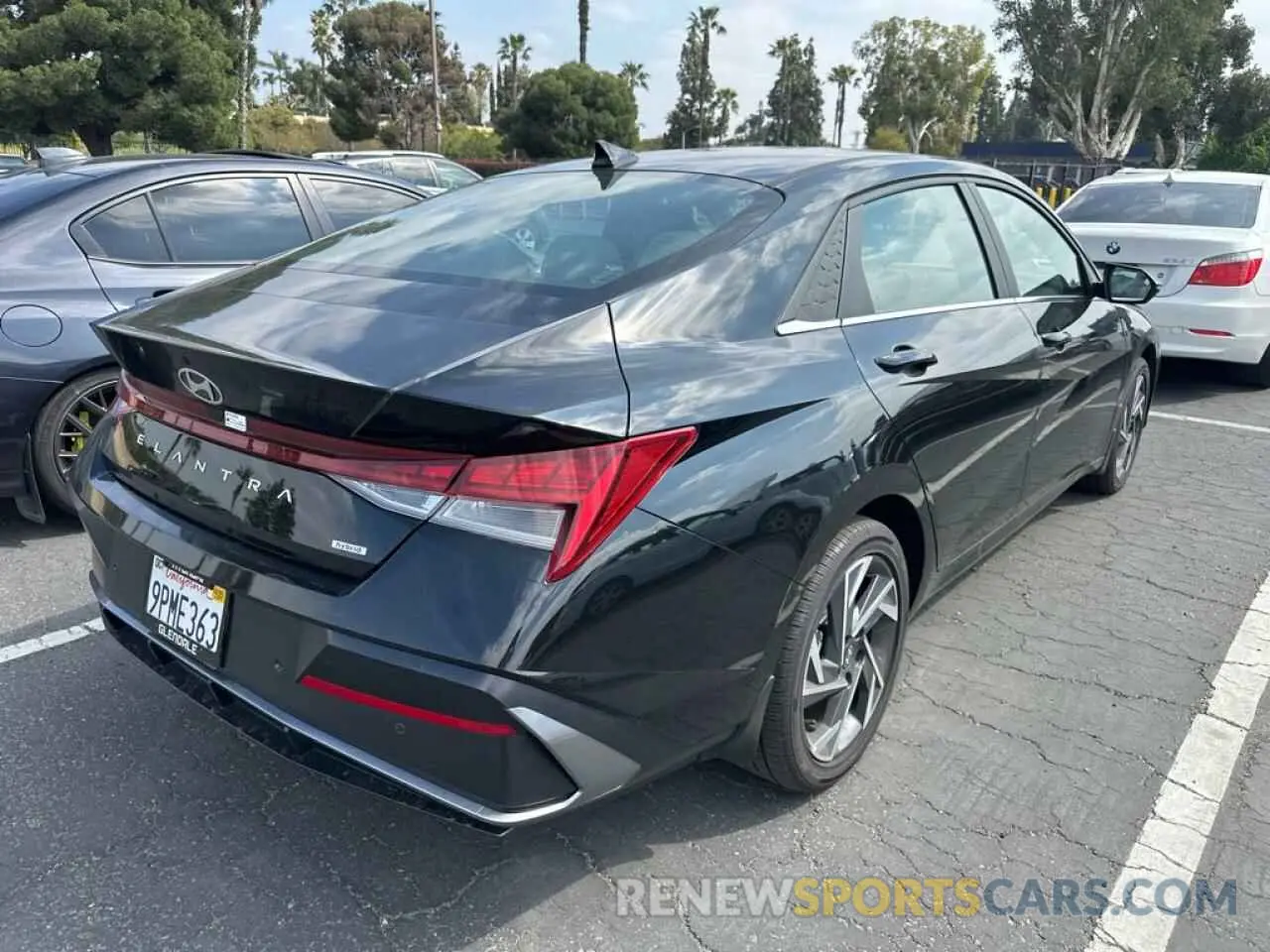 17 fotografías del automóvil dañado KMHLN4DJ9RU112807 HYUNDAI ELANTRA 2024