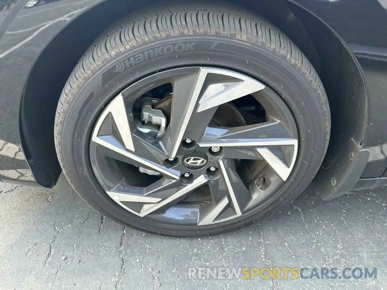 2 fotografías del automóvil dañado KMHLN4DJ9RU112807 HYUNDAI ELANTRA 2024
