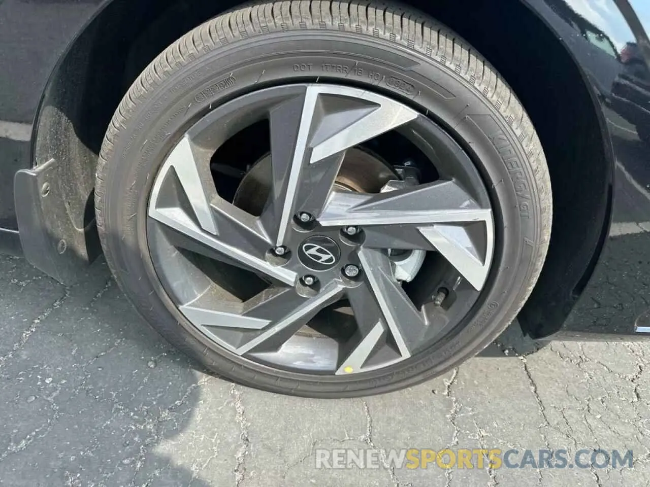 25 fotografías del automóvil dañado KMHLN4DJ9RU112807 HYUNDAI ELANTRA 2024