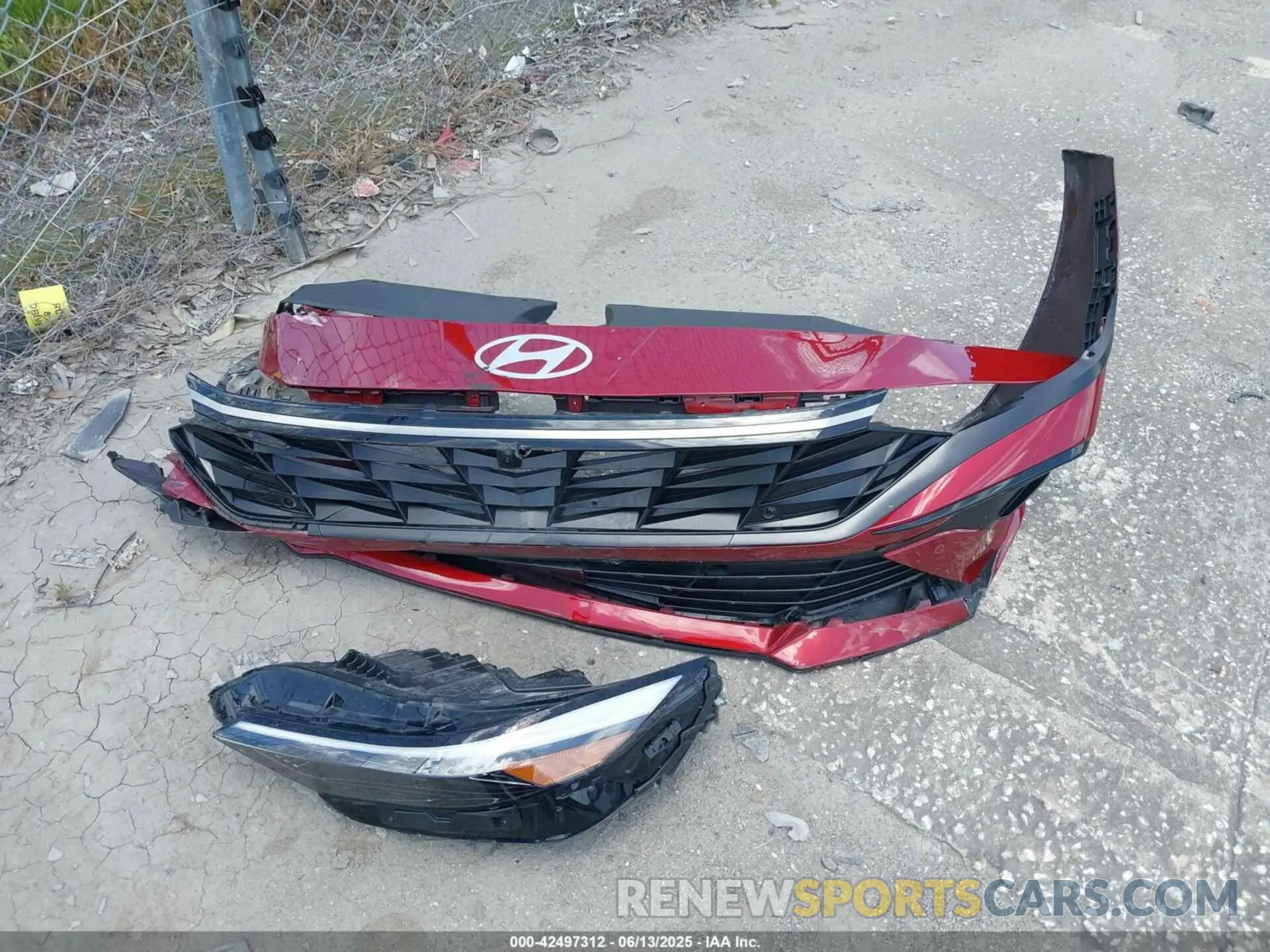 12 fotografías del automóvil dañado KMHLP4DG2RU778745 HYUNDAI ELANTRA 2024