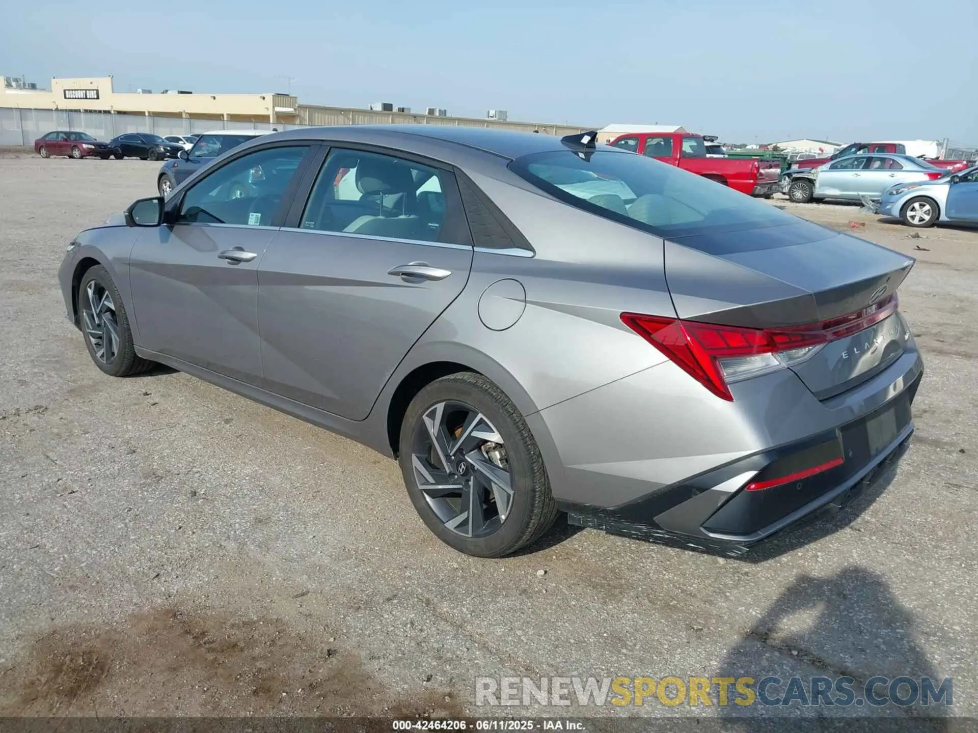 3 fotografías del automóvil dañado KMHLP4DG2RU828401 HYUNDAI ELANTRA 2024