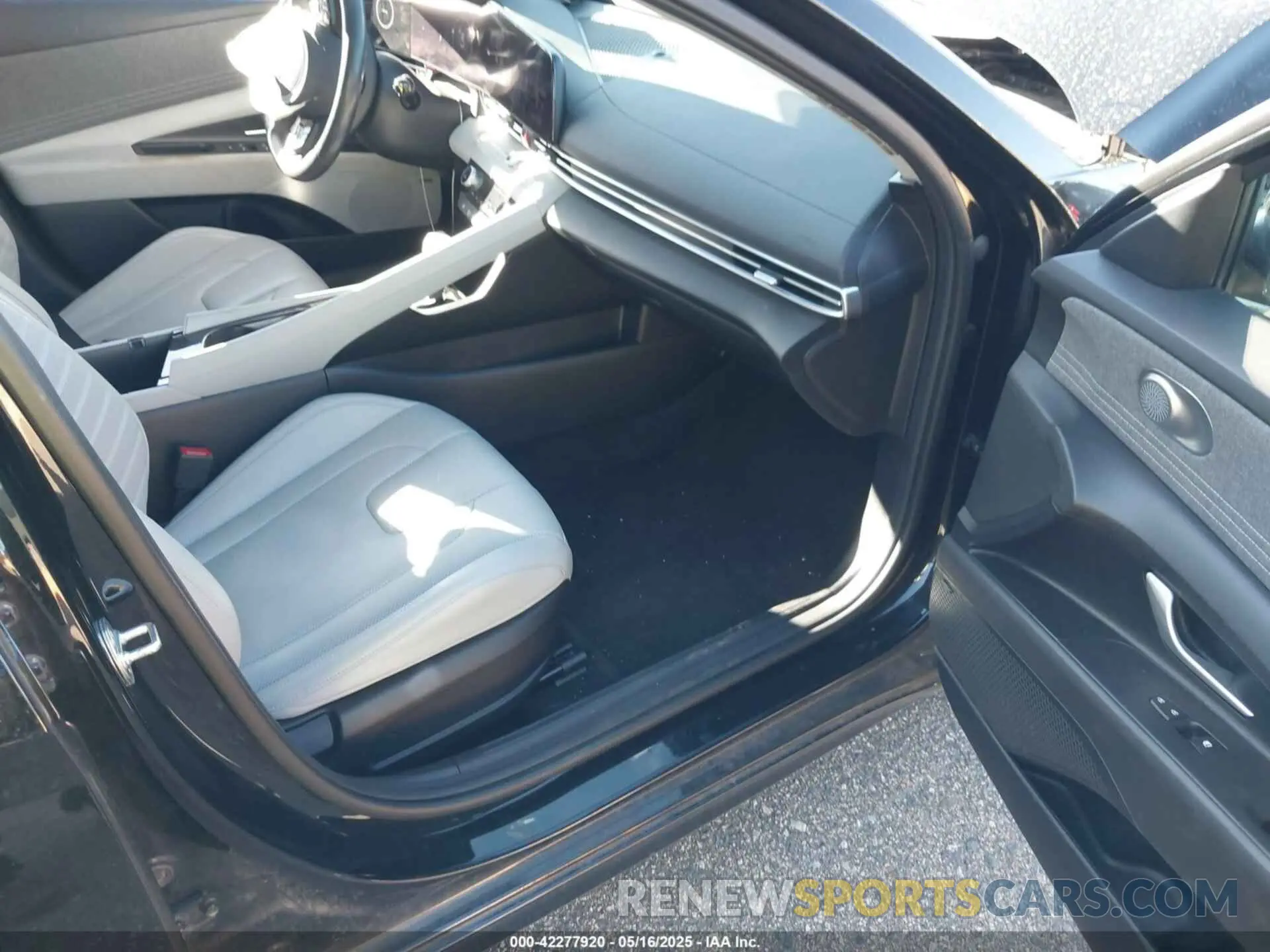 5 fotografías del automóvil dañado KMHLP4DG3RU768600 HYUNDAI ELANTRA 2024