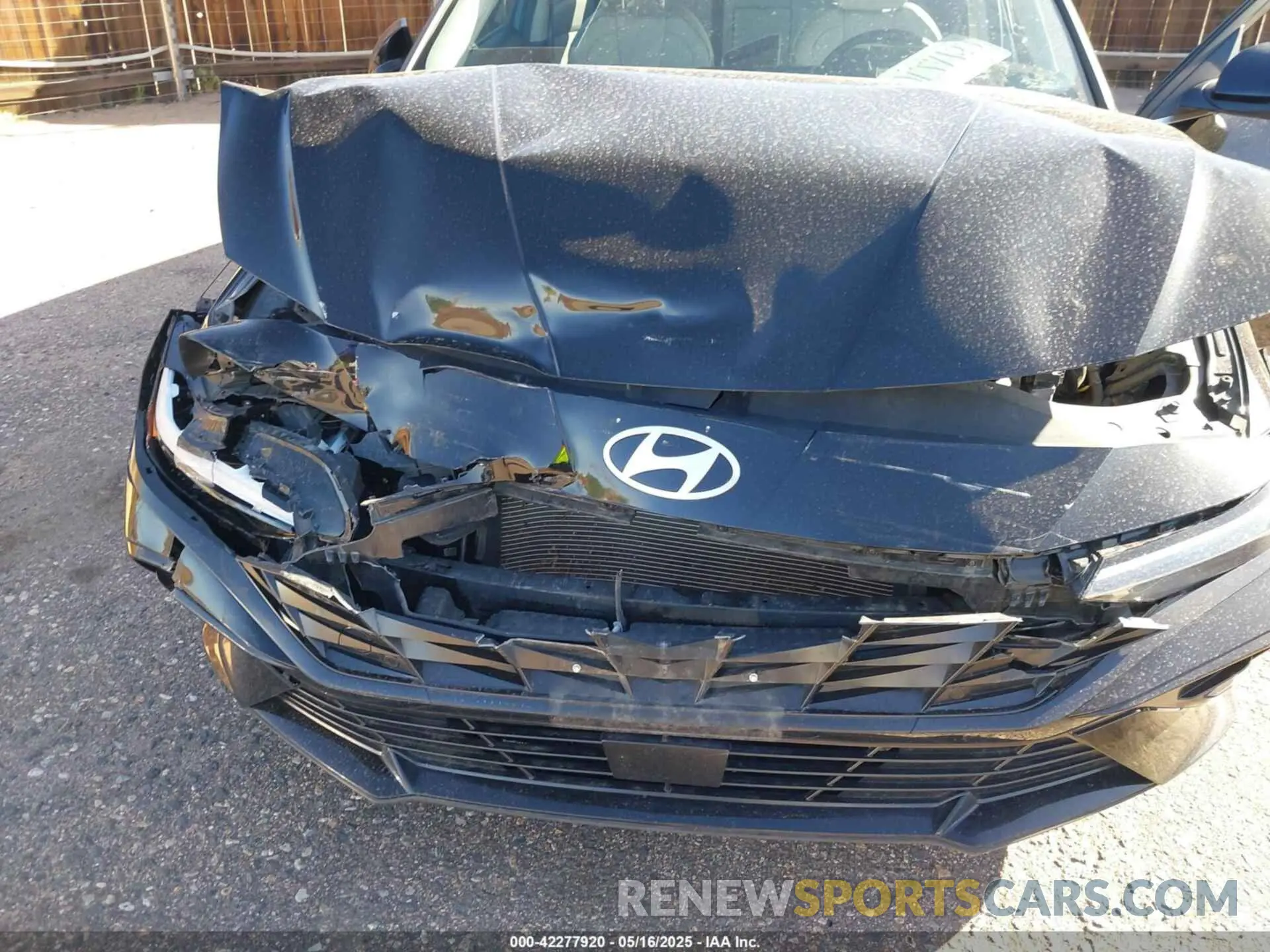 6 fotografías del automóvil dañado KMHLP4DG3RU768600 HYUNDAI ELANTRA 2024