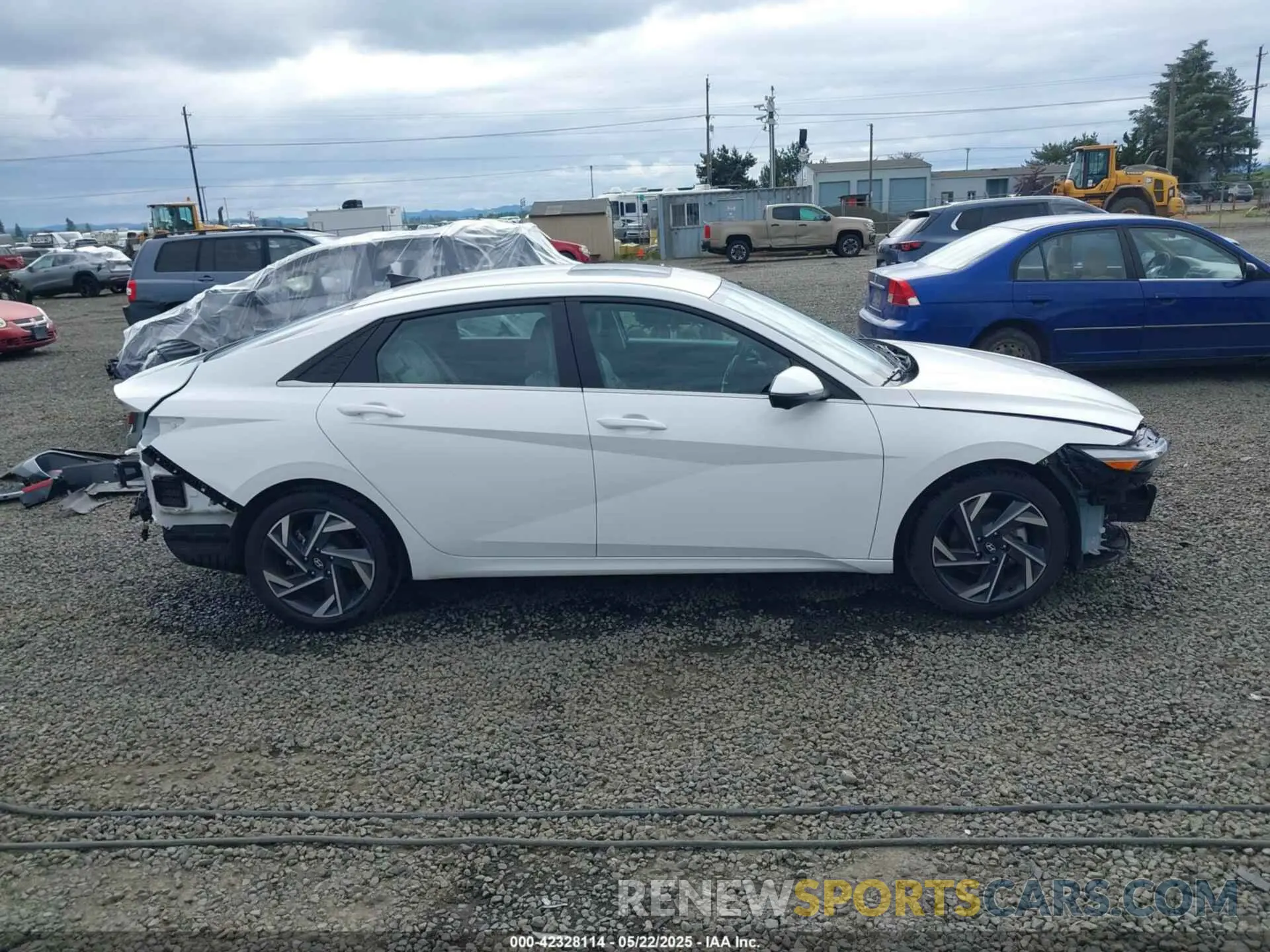 14 fotografías del automóvil dañado KMHLP4DG3RU837222 HYUNDAI ELANTRA 2024