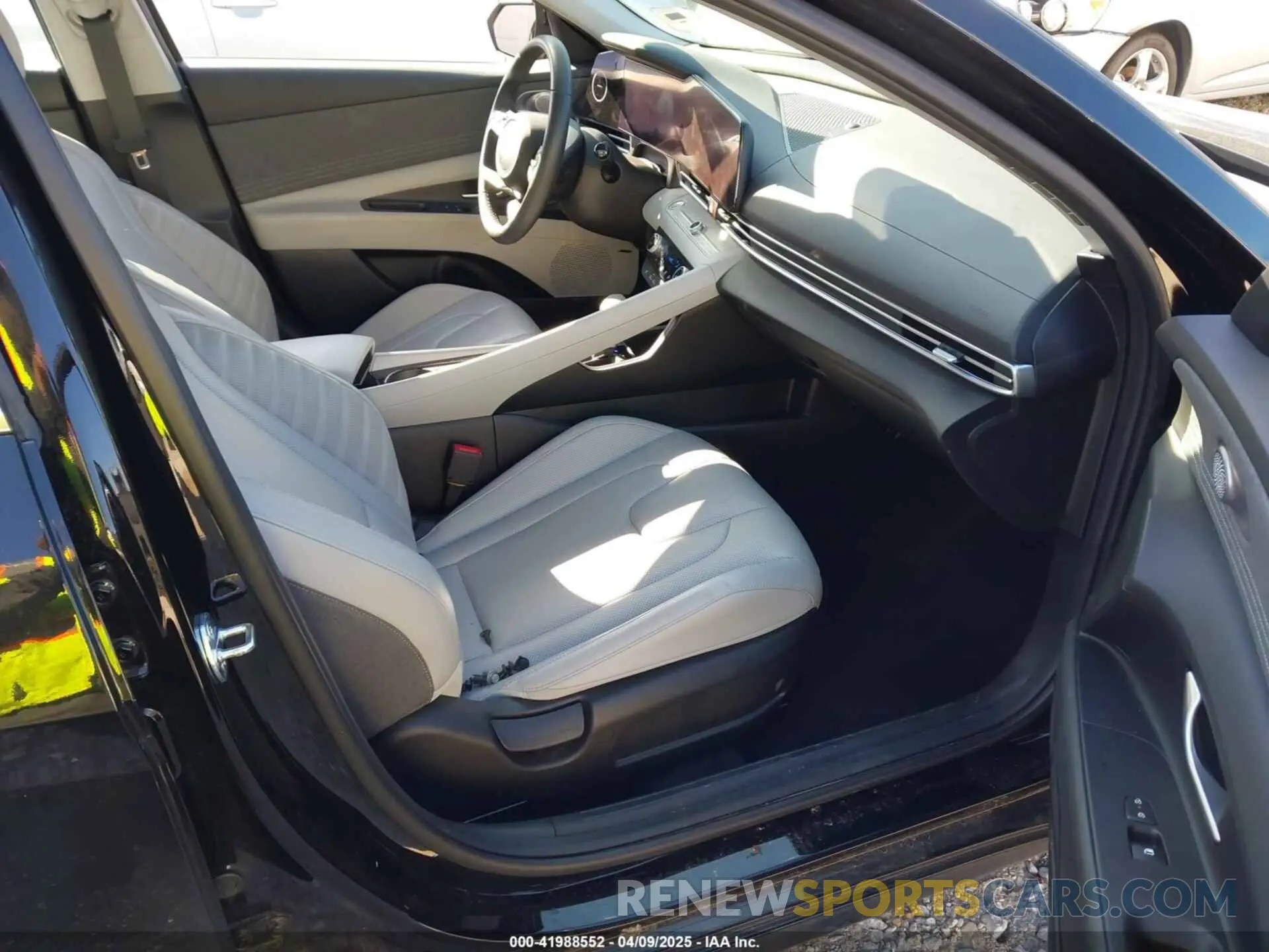 5 fotografías del automóvil dañado KMHLP4DG3RU838399 HYUNDAI ELANTRA 2024
