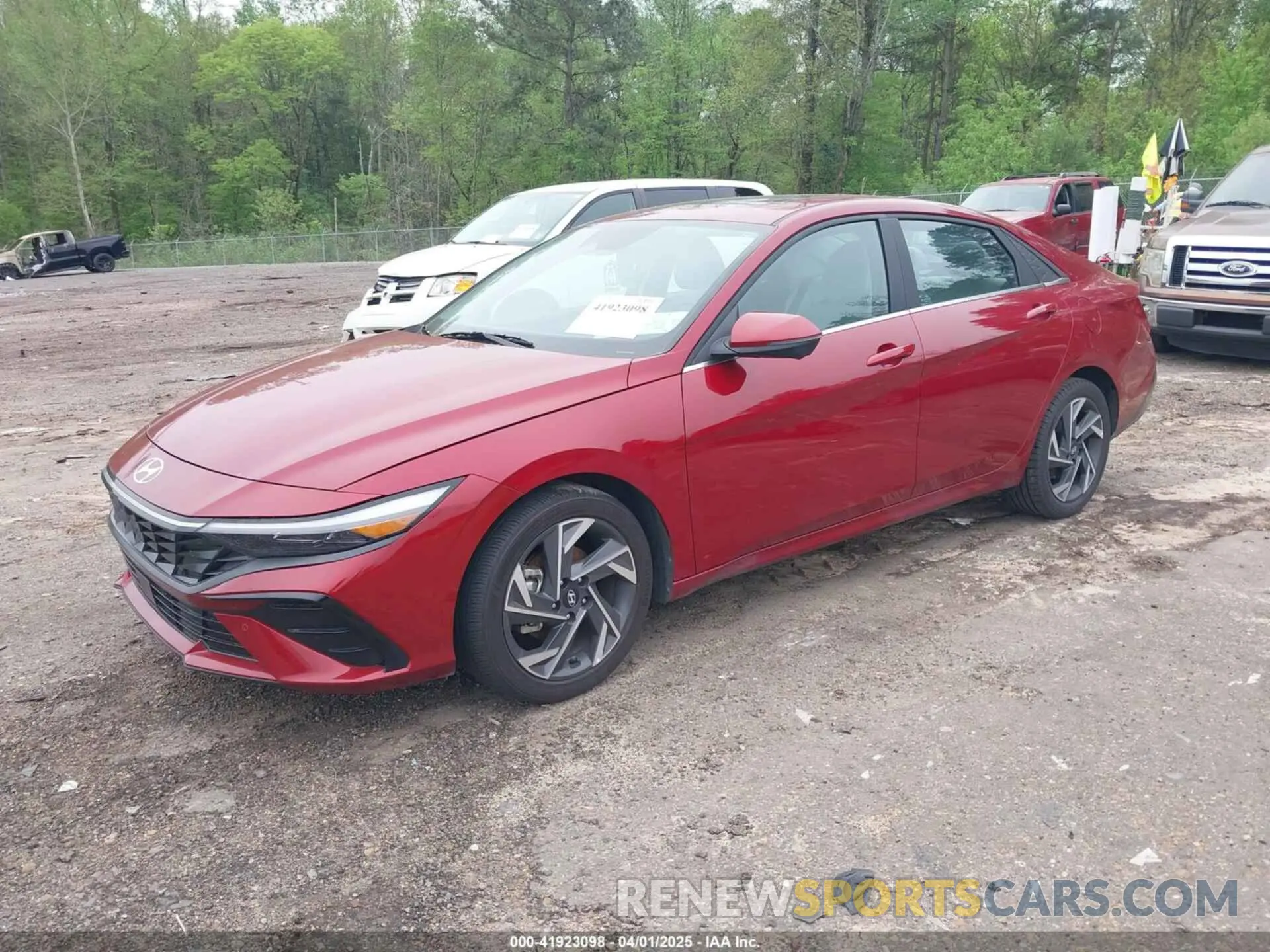 2 fotografías del automóvil dañado KMHLP4DG4RU772493 HYUNDAI ELANTRA 2024