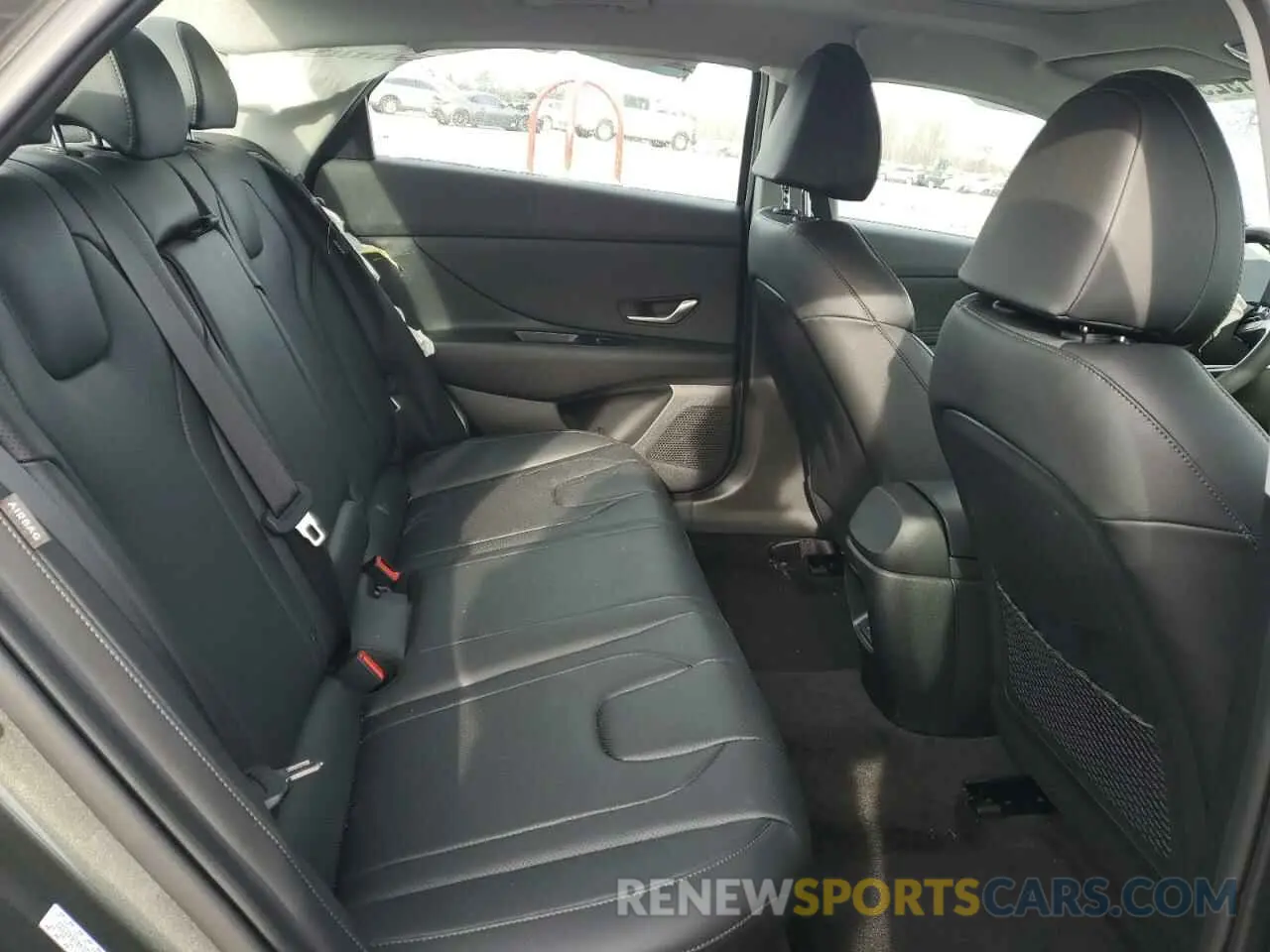 11 fotografías del automóvil dañado KMHLP4DG4RU842333 HYUNDAI ELANTRA 2024