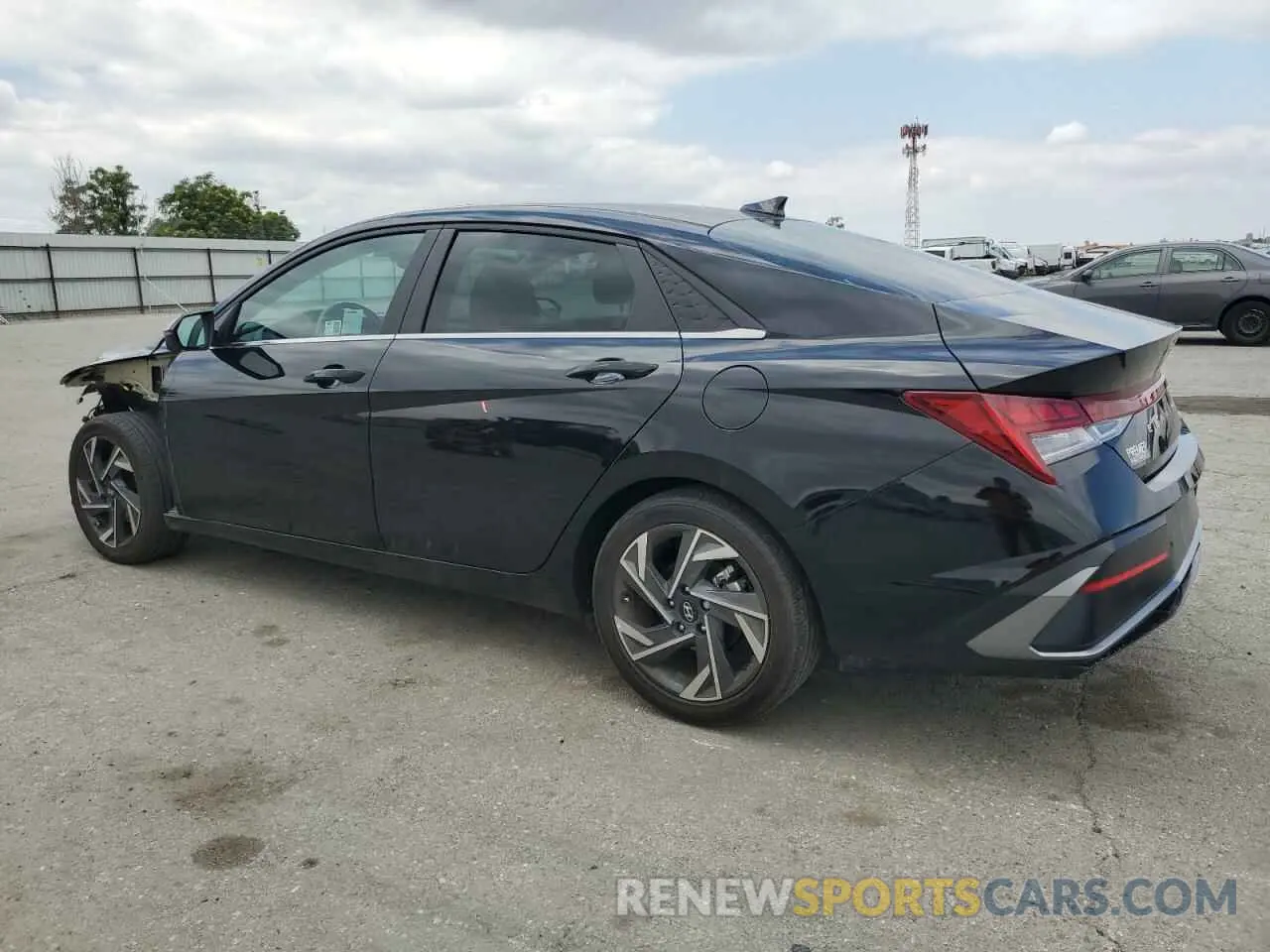 2 fotografías del automóvil dañado KMHLP4DG5RU689753 HYUNDAI ELANTRA 2024