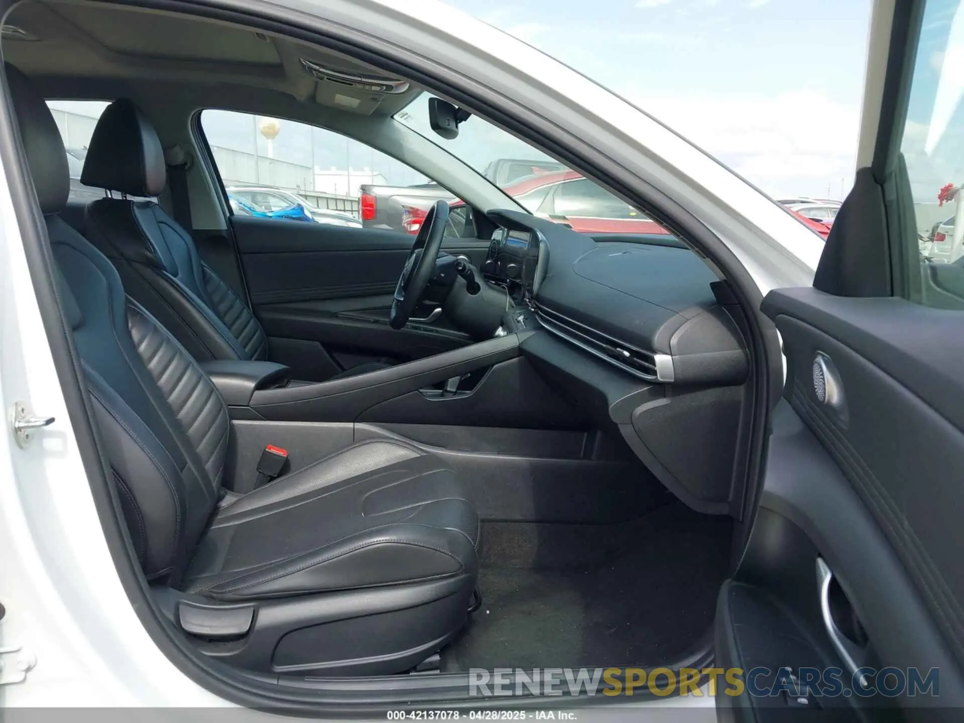5 fotografías del automóvil dañado KMHLP4DG5RU703294 HYUNDAI ELANTRA 2024