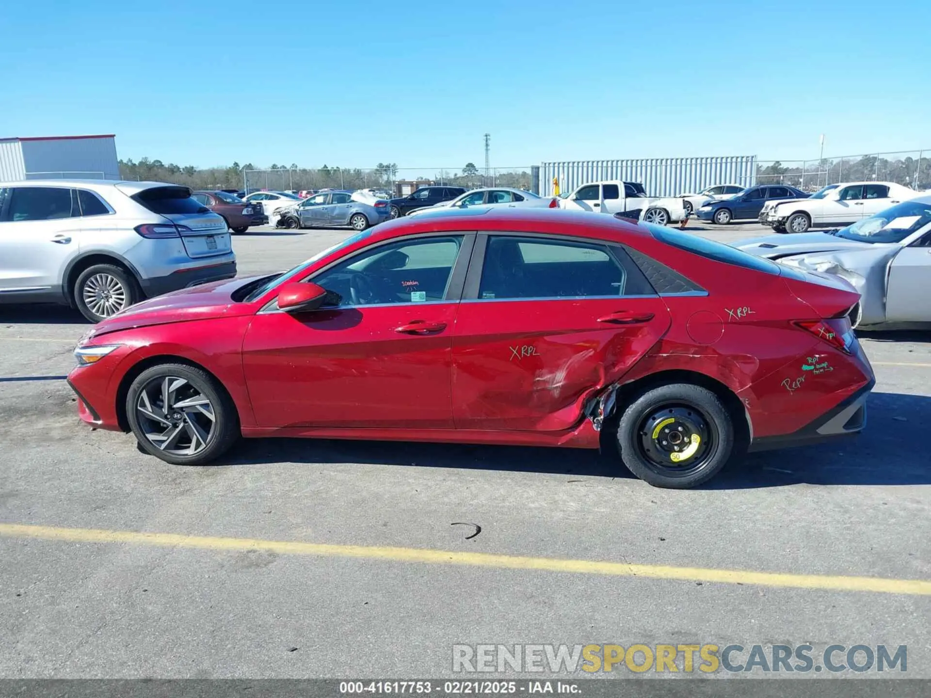 15 fotografías del automóvil dañado KMHLP4DG5RU733699 HYUNDAI ELANTRA 2024