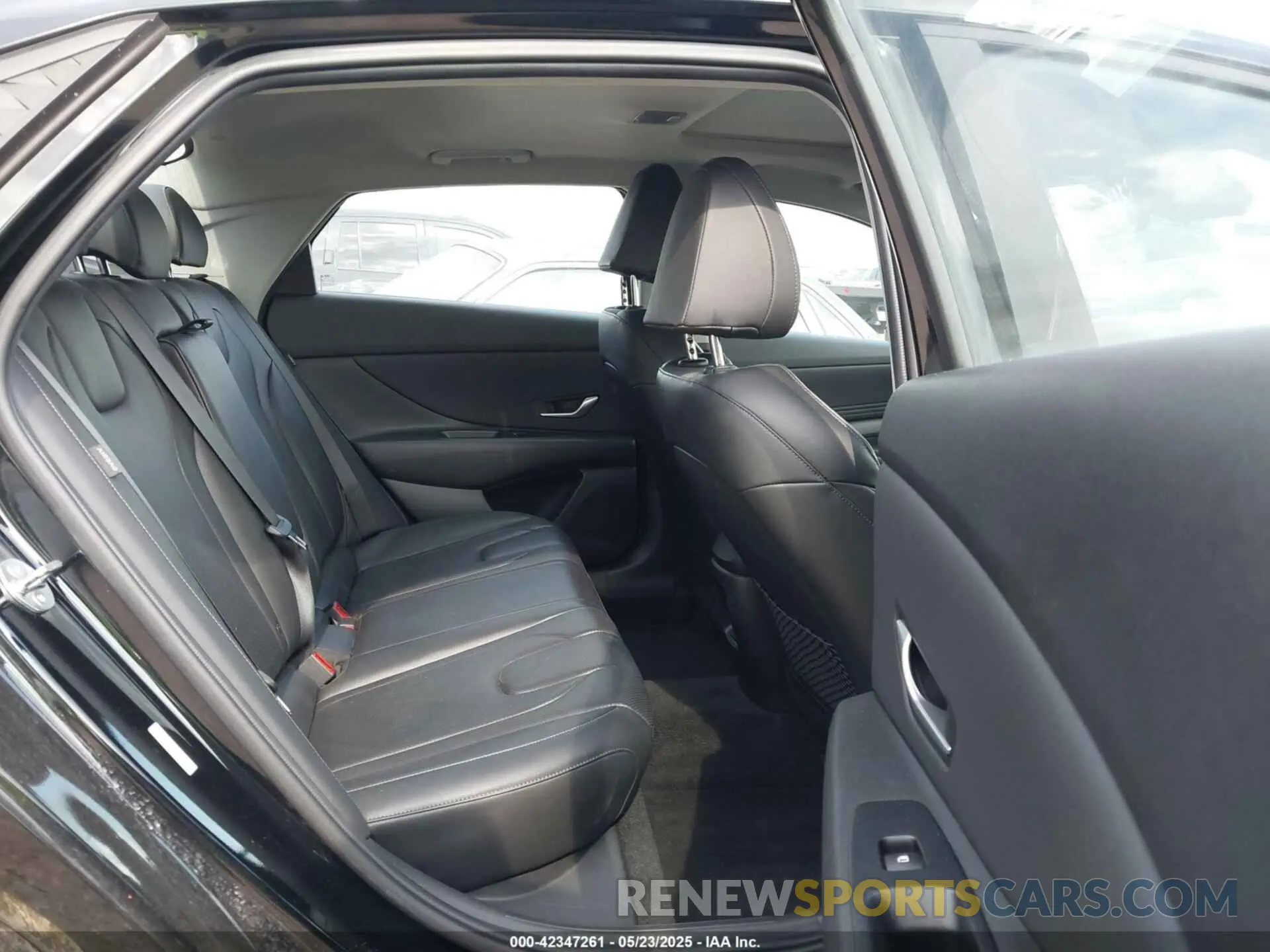 8 fotografías del automóvil dañado KMHLP4DG5RU769067 HYUNDAI ELANTRA 2024