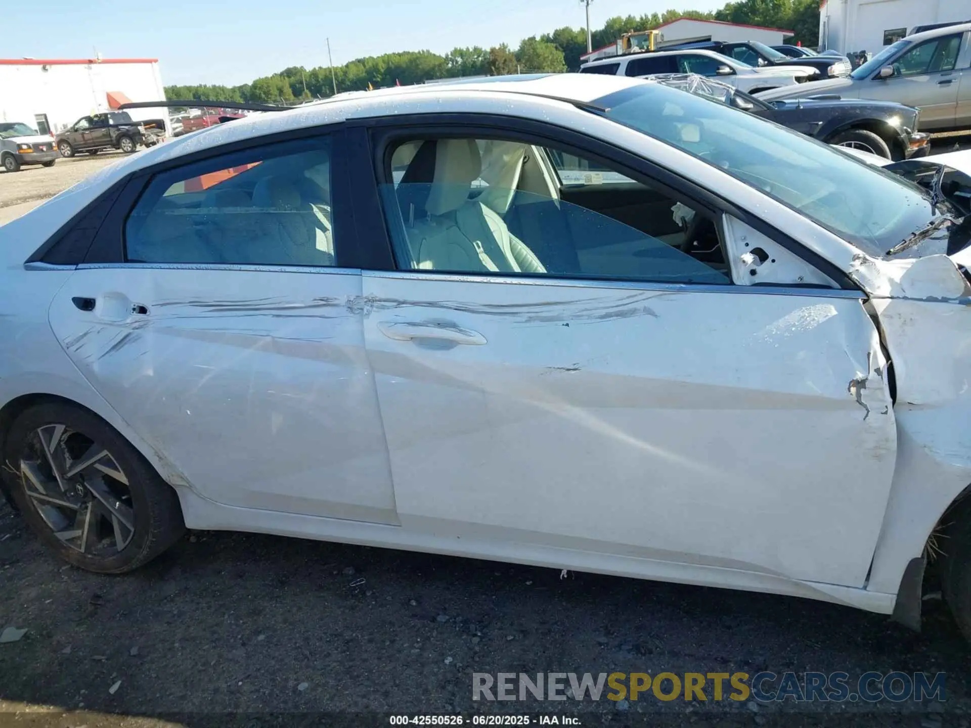 13 fotografías del automóvil dañado KMHLP4DG6RU778893 HYUNDAI ELANTRA 2024