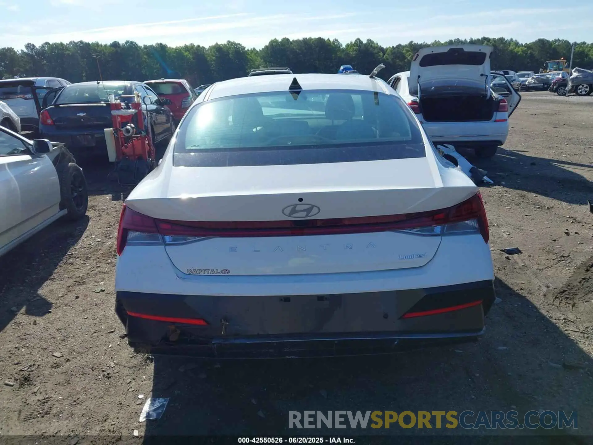 16 fotografías del automóvil dañado KMHLP4DG6RU778893 HYUNDAI ELANTRA 2024