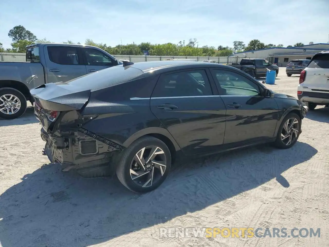 3 fotografías del automóvil dañado KMHLP4DG7RU668144 HYUNDAI ELANTRA 2024