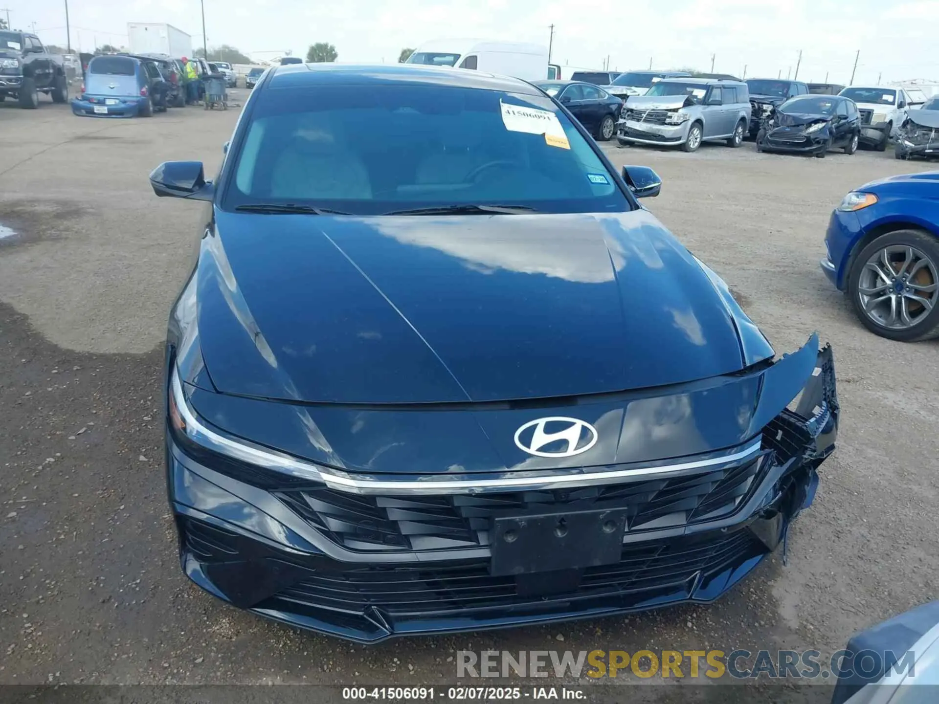 12 fotografías del automóvil dañado KMHLP4DG7RU718847 HYUNDAI ELANTRA 2024