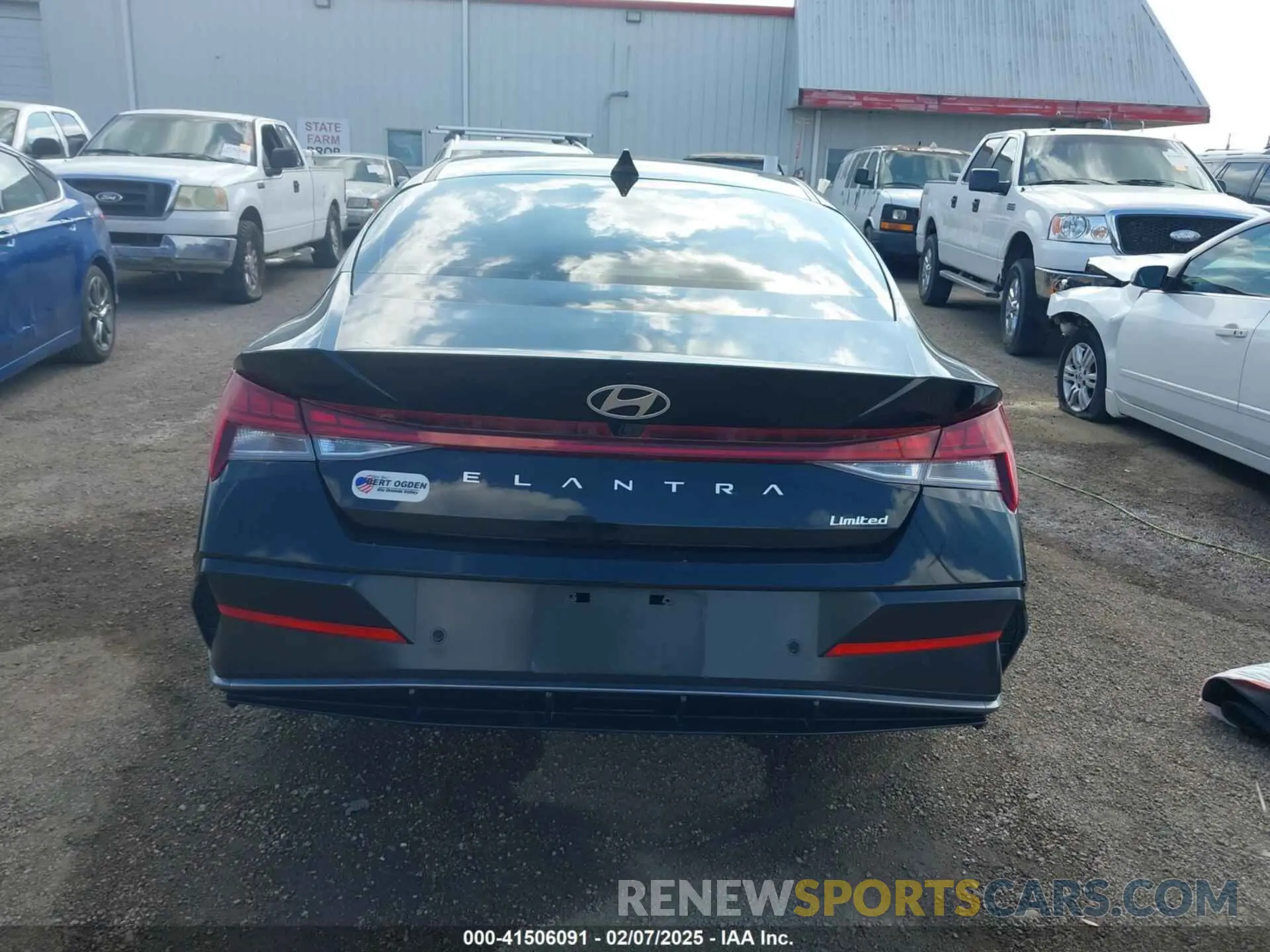 16 fotografías del automóvil dañado KMHLP4DG7RU718847 HYUNDAI ELANTRA 2024