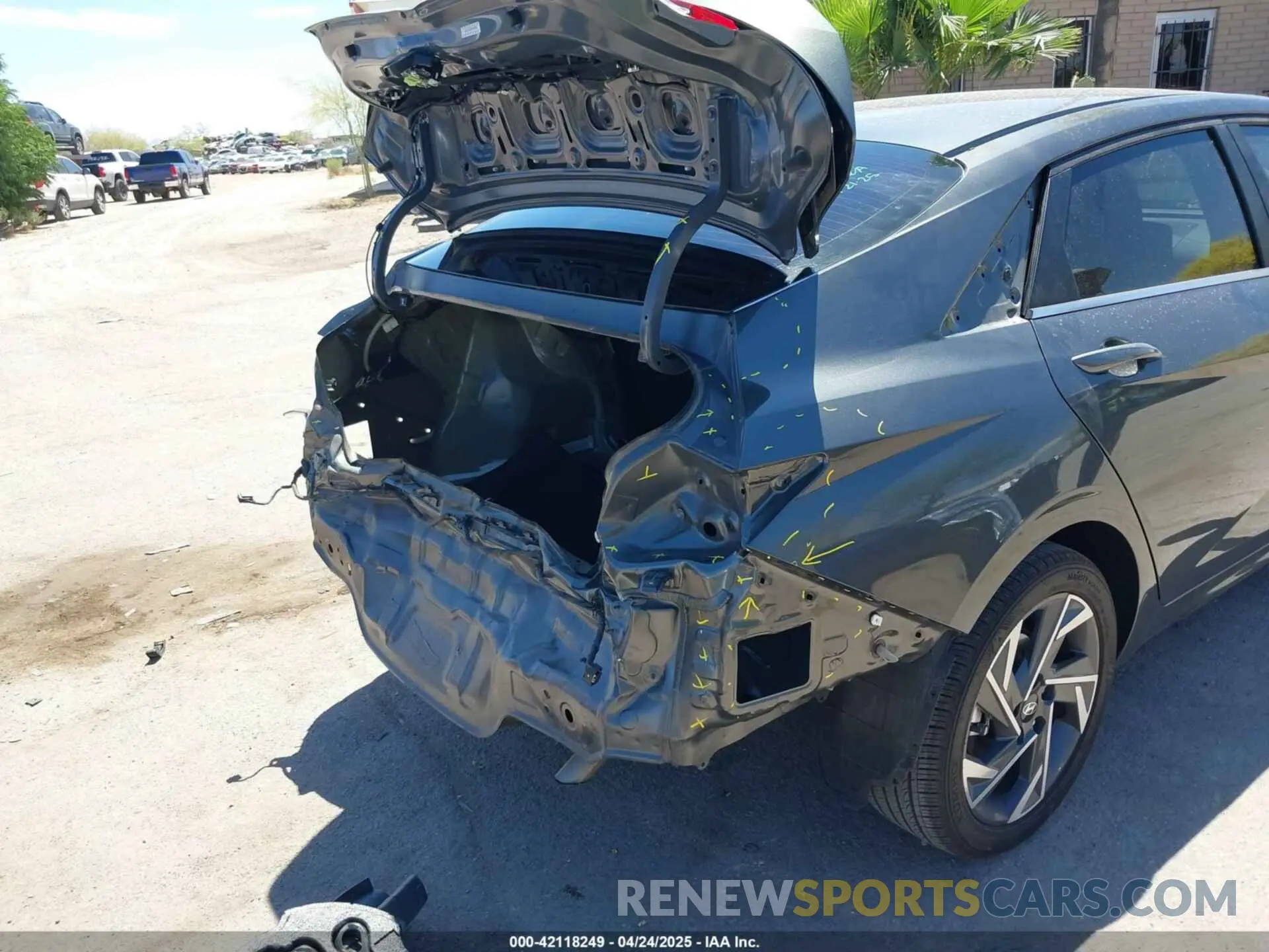 6 fotografías del automóvil dañado KMHLP4DG8RU656892 HYUNDAI ELANTRA 2024