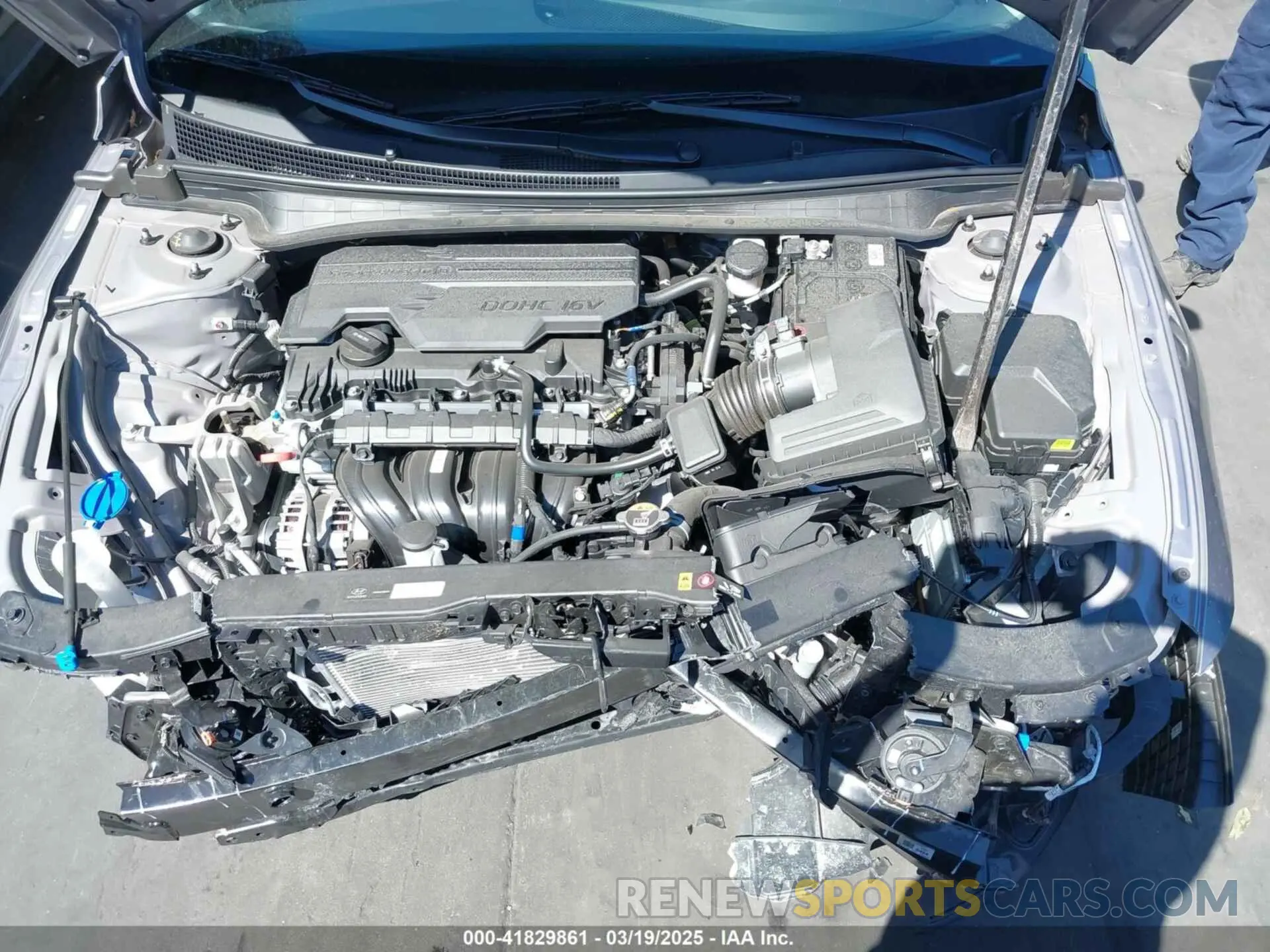 10 fotografías del automóvil dañado KMHLP4DG9RU690159 HYUNDAI ELANTRA 2024