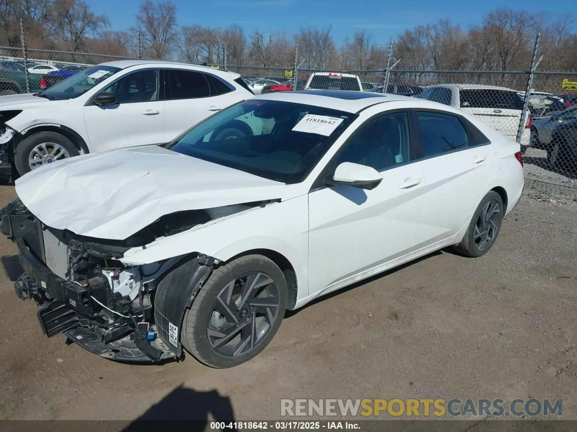 2 fotografías del automóvil dañado KMHLP4DGXRU779755 HYUNDAI ELANTRA 2024