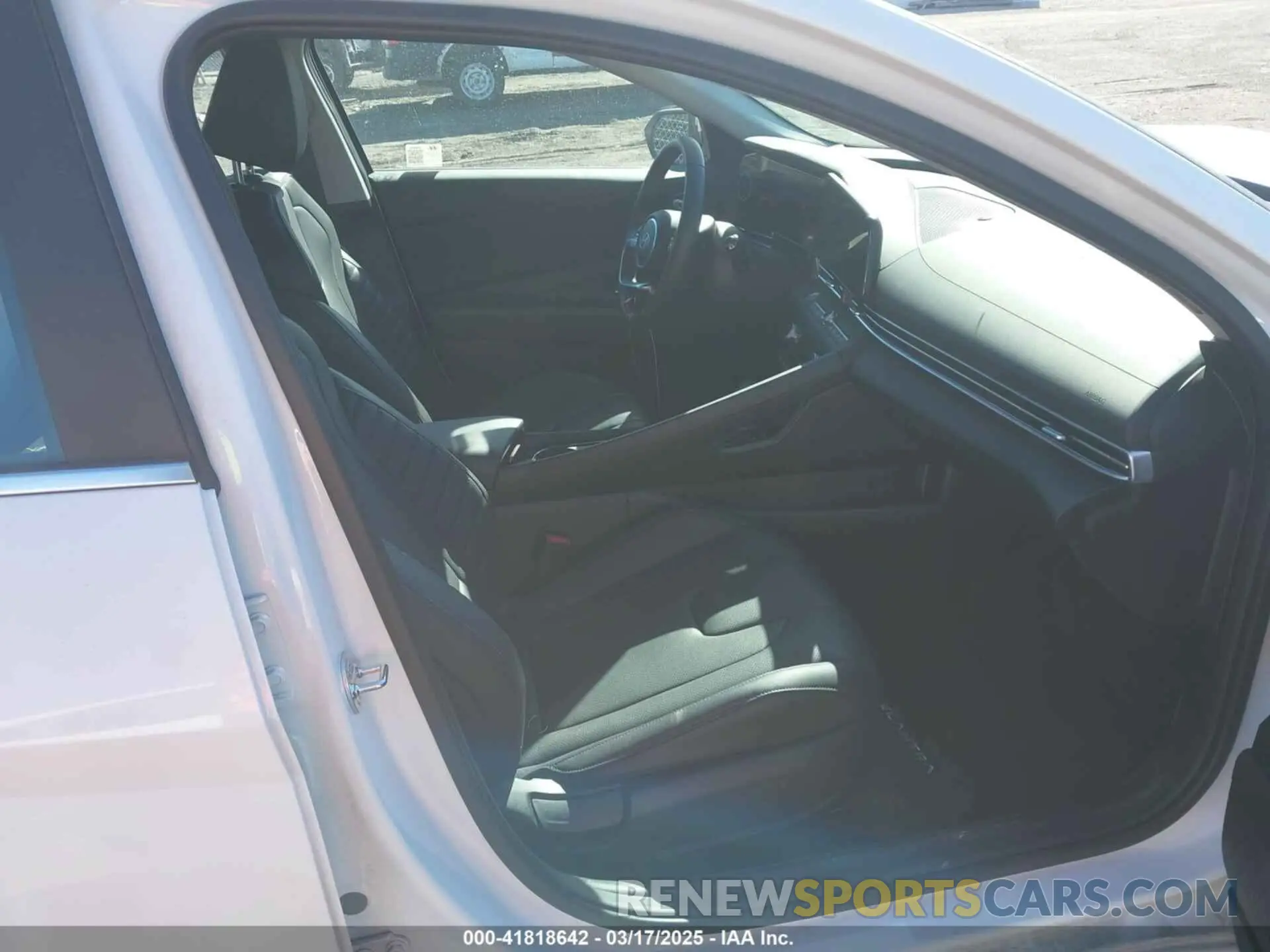5 fotografías del automóvil dañado KMHLP4DGXRU779755 HYUNDAI ELANTRA 2024