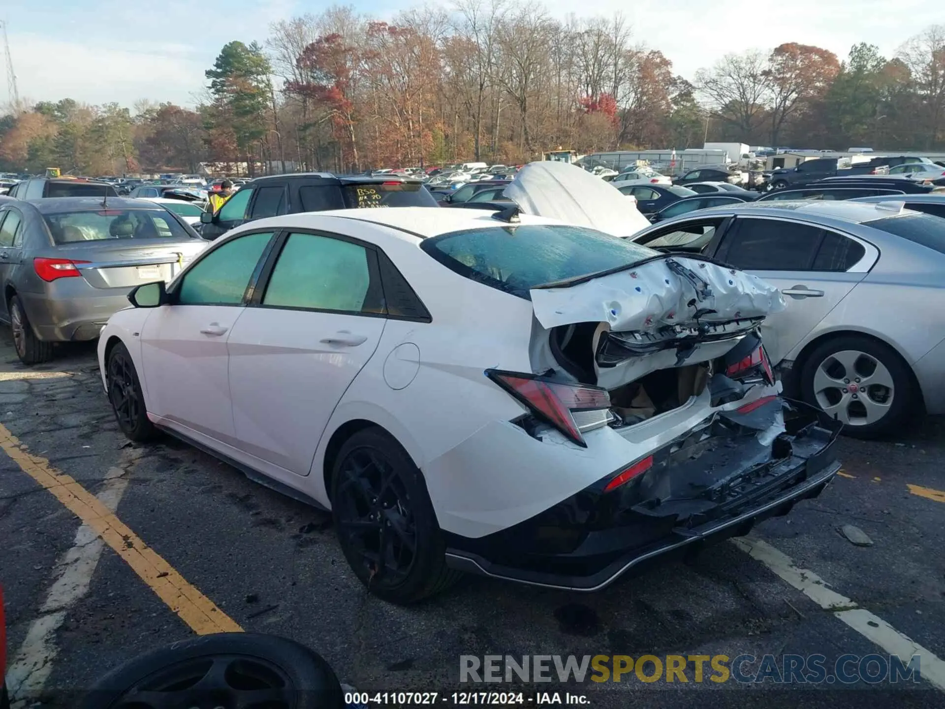 3 fotografías del automóvil dañado KMHLR4DF4RU811035 HYUNDAI ELANTRA 2024