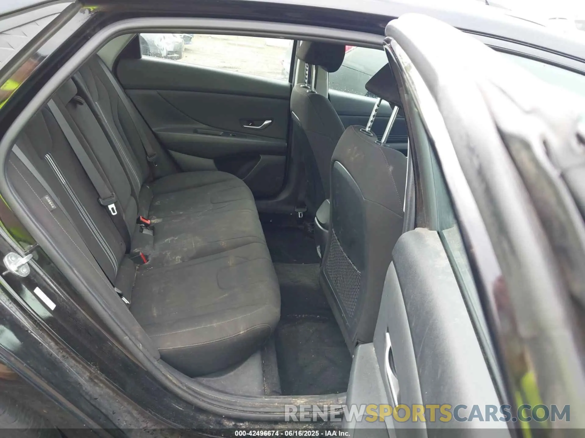 8 fotografías del automóvil dañado KMHLS4DG0RU643875 HYUNDAI ELANTRA 2024