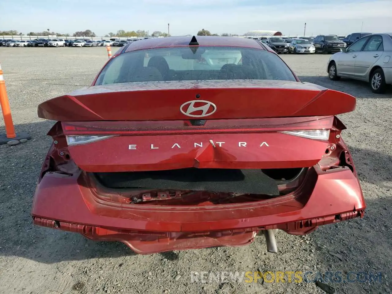 6 fotografías del automóvil dañado KMHLS4DG0RU717246 HYUNDAI ELANTRA 2024