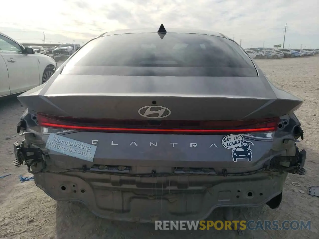 6 fotografías del automóvil dañado KMHLS4DG0RU786079 HYUNDAI ELANTRA 2024