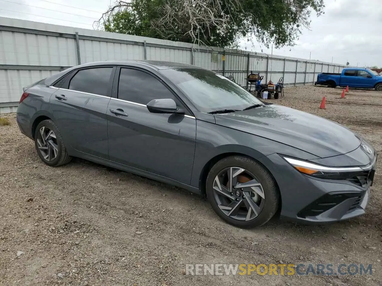 4 fotografías del automóvil dañado KMHLS4DG0RU819100 HYUNDAI ELANTRA 2024