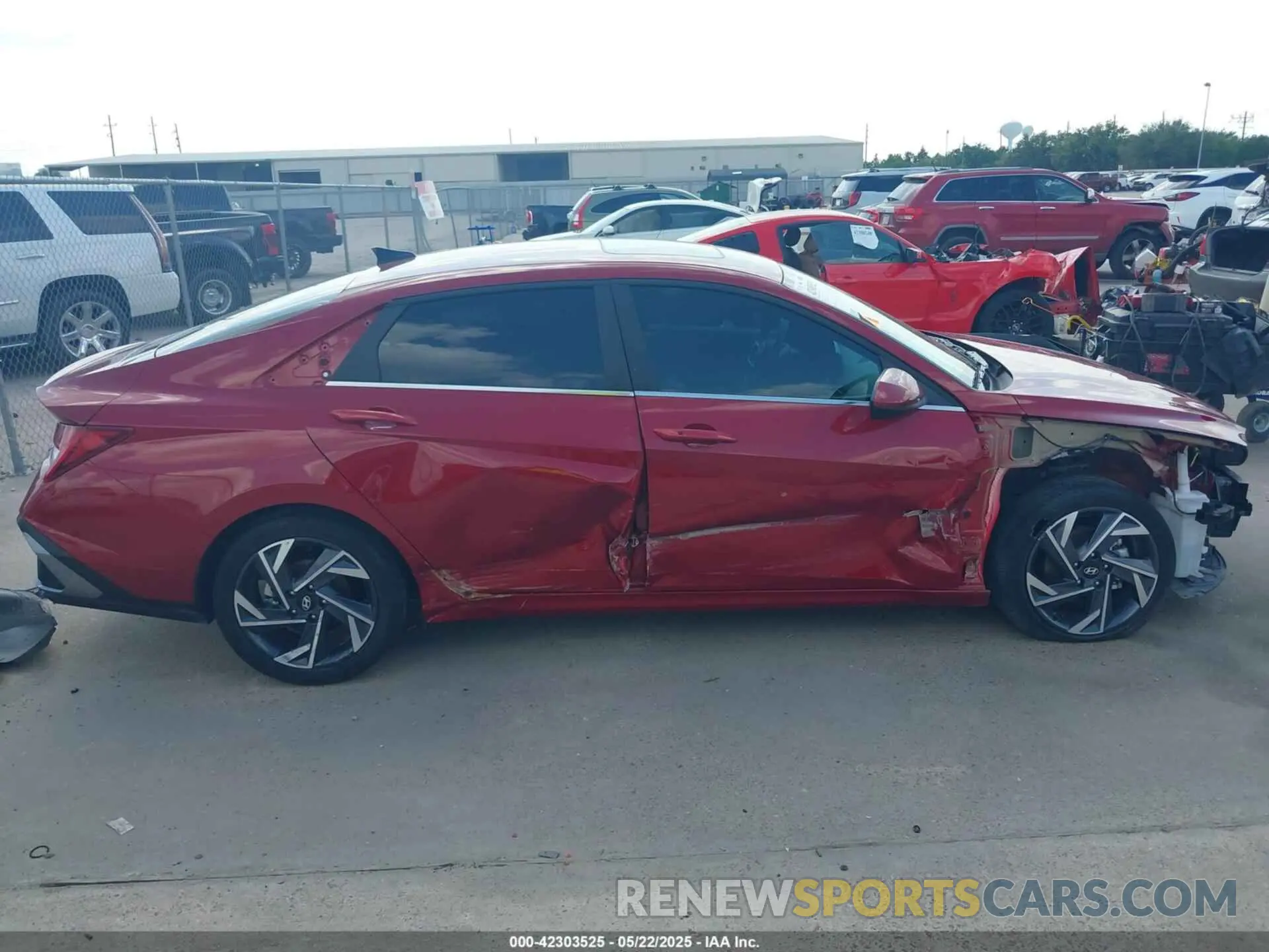 14 fotografías del automóvil dañado KMHLS4DG1RU824855 HYUNDAI ELANTRA 2024