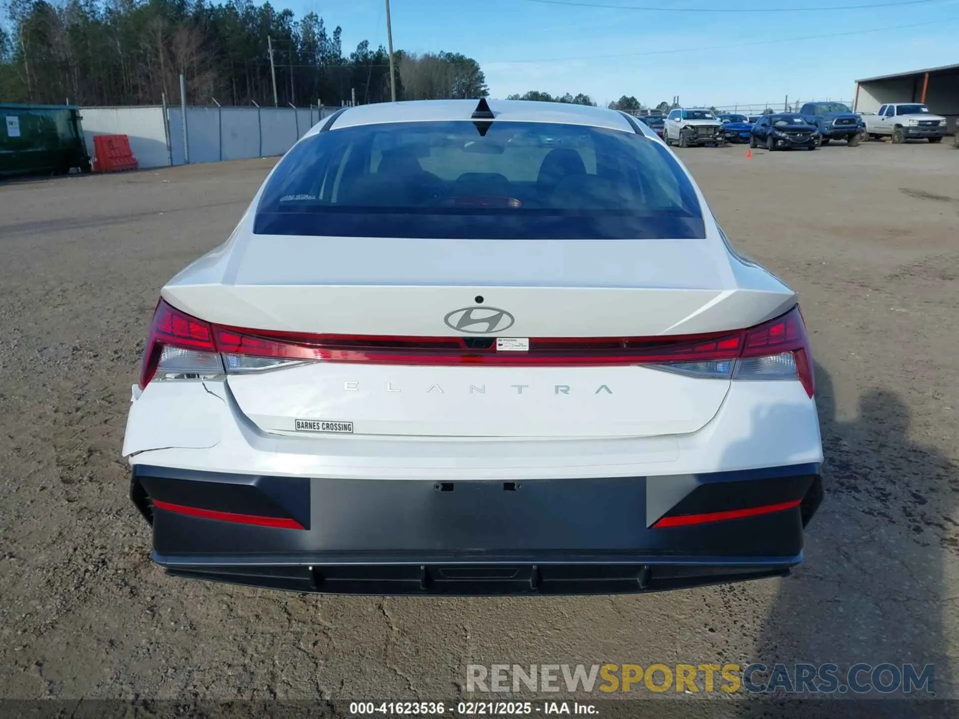 16 fotografías del automóvil dañado KMHLS4DG2RU700187 HYUNDAI ELANTRA 2024
