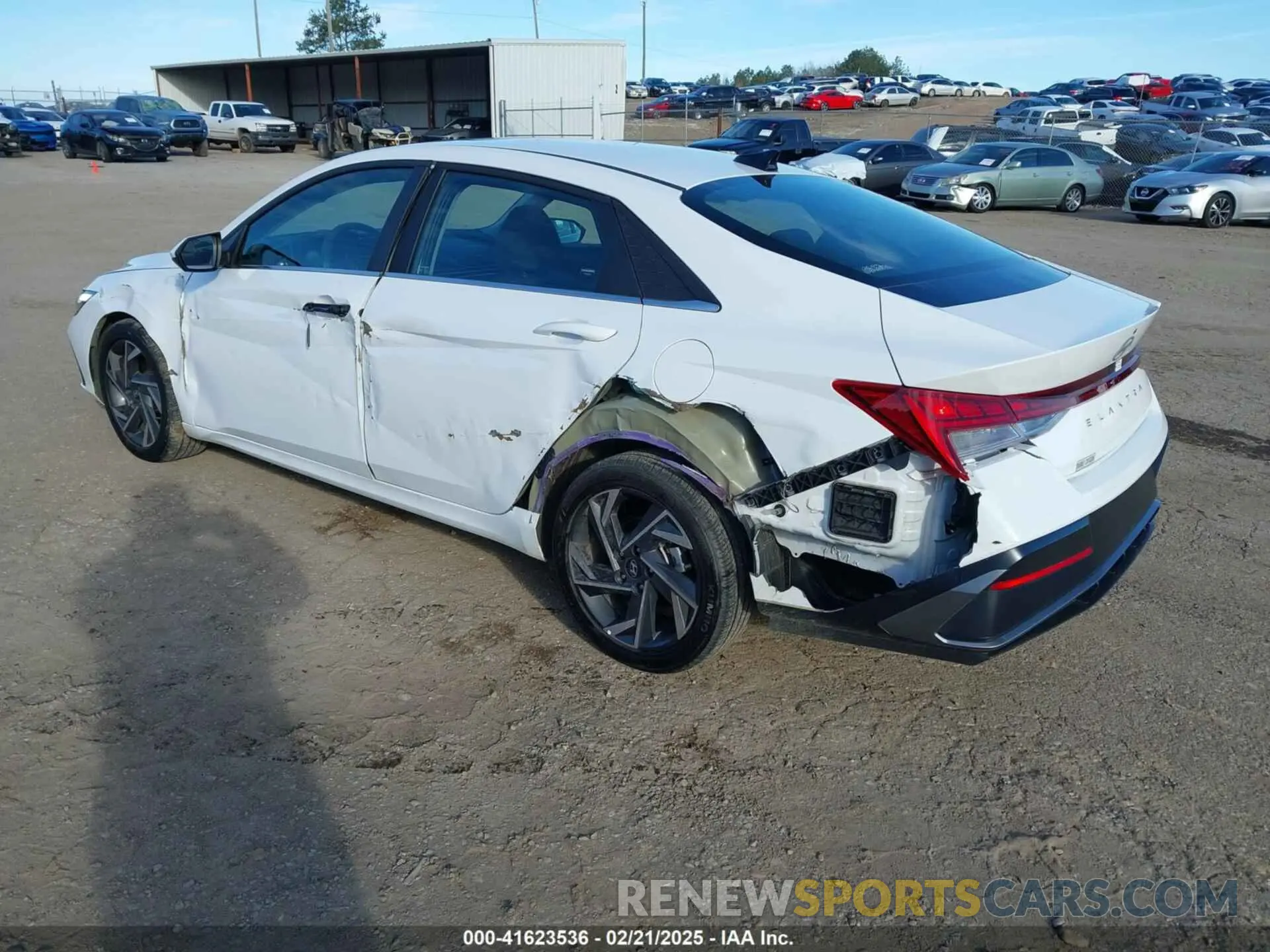 3 fotografías del automóvil dañado KMHLS4DG2RU700187 HYUNDAI ELANTRA 2024