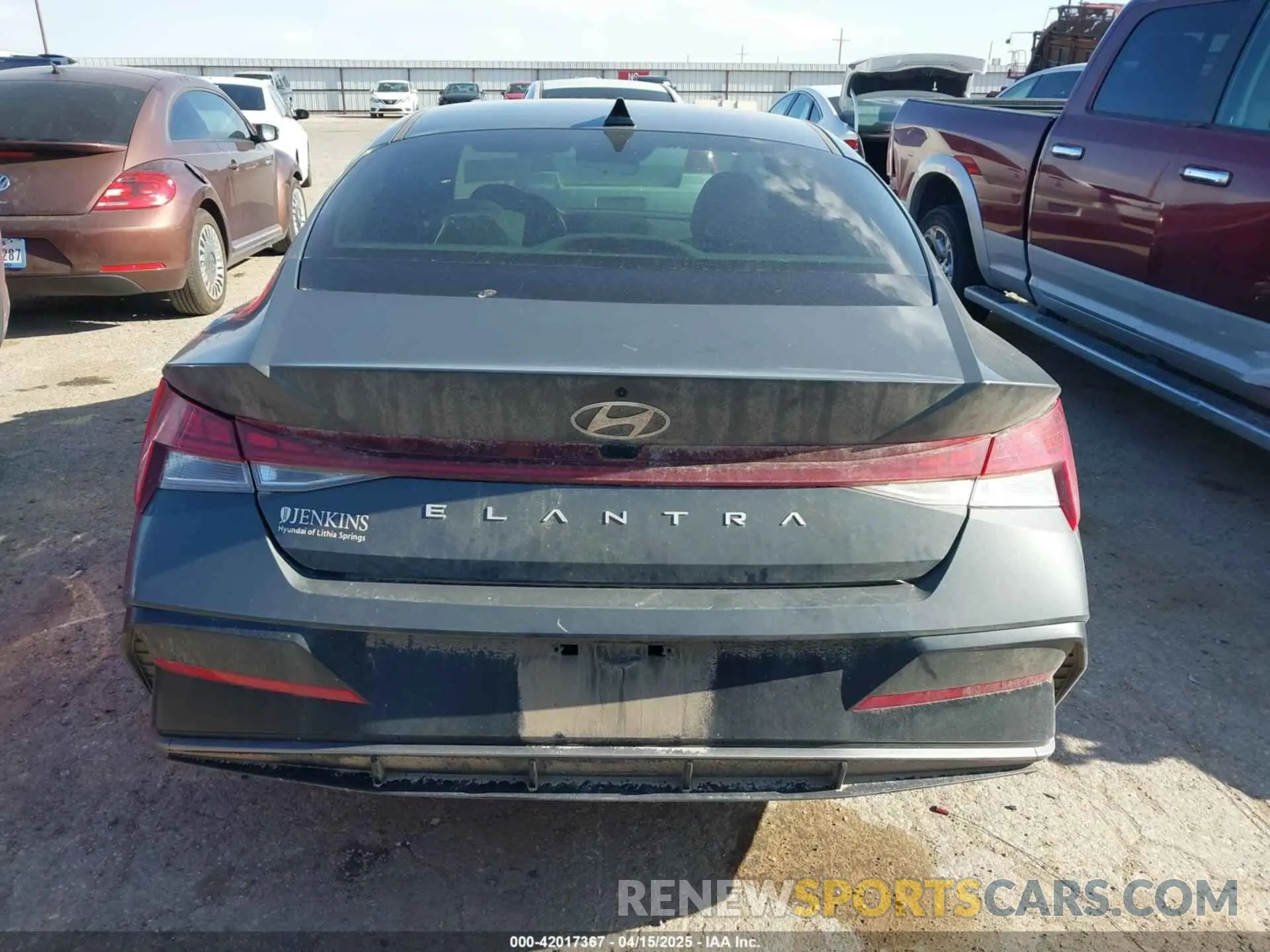 17 fotografías del automóvil dañado KMHLS4DG2RU730306 HYUNDAI ELANTRA 2024