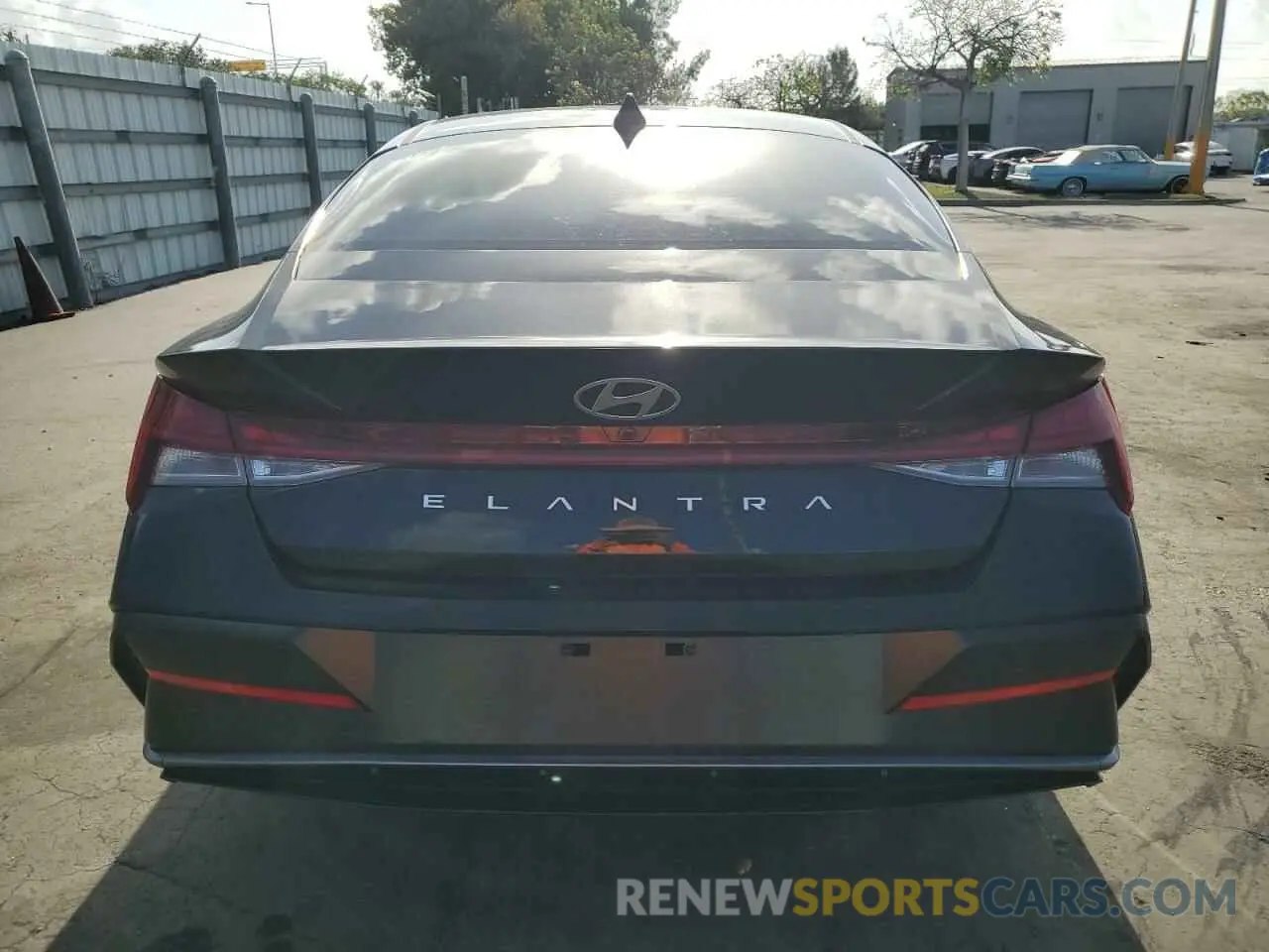 6 fotografías del automóvil dañado KMHLS4DG2RU756503 HYUNDAI ELANTRA 2024