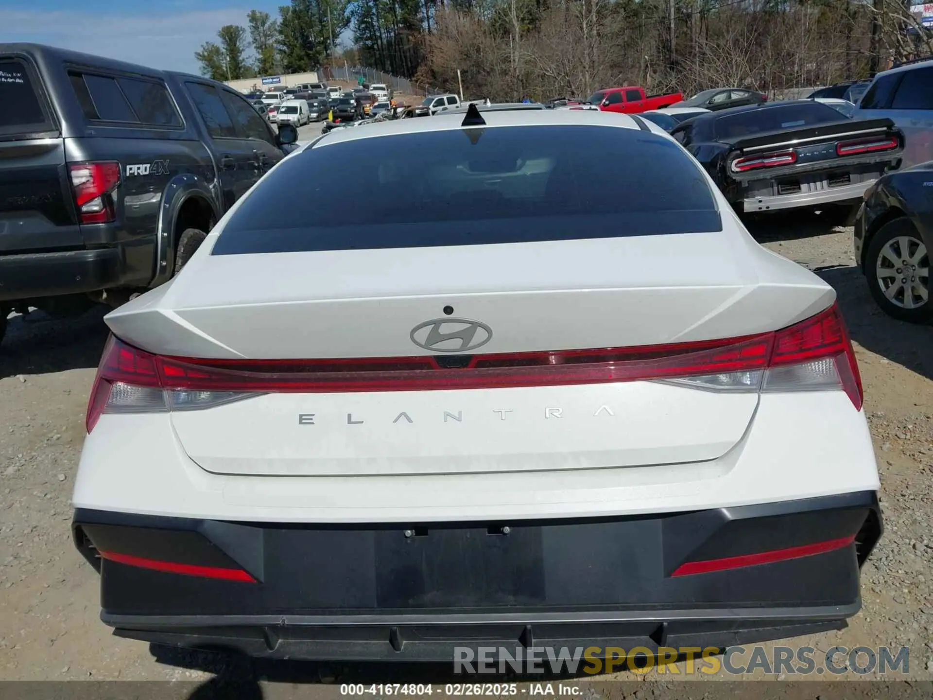 16 fotografías del automóvil dañado KMHLS4DG2RU806039 HYUNDAI ELANTRA 2024