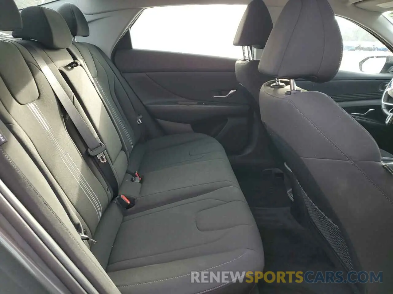 10 fotografías del automóvil dañado KMHLS4DG3RU686381 HYUNDAI ELANTRA 2024