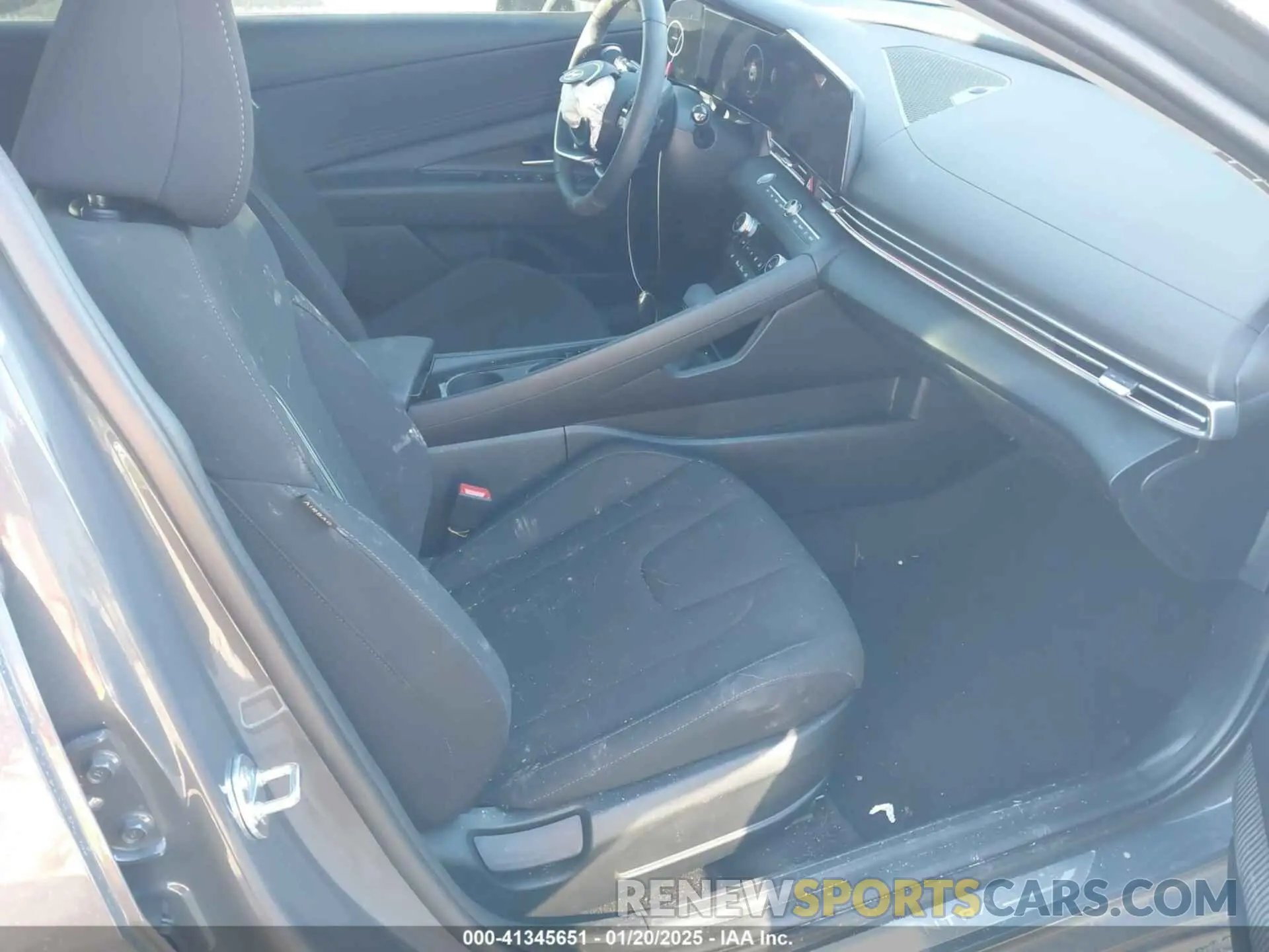 5 fotografías del automóvil dañado KMHLS4DG3RU843312 HYUNDAI ELANTRA 2024
