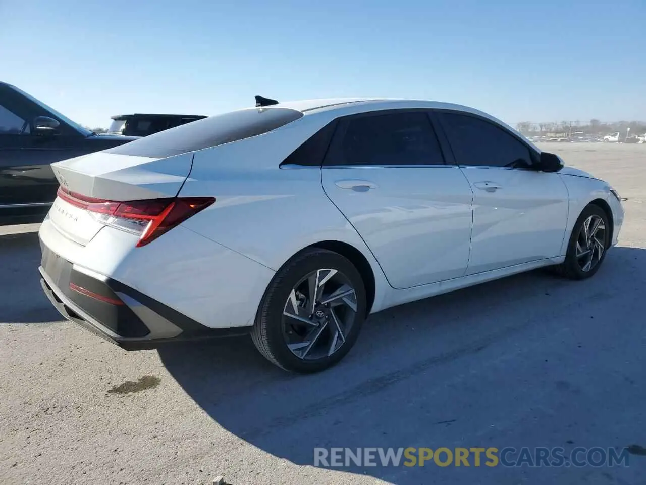 3 fotografías del automóvil dañado KMHLS4DG3RU851815 HYUNDAI ELANTRA 2024