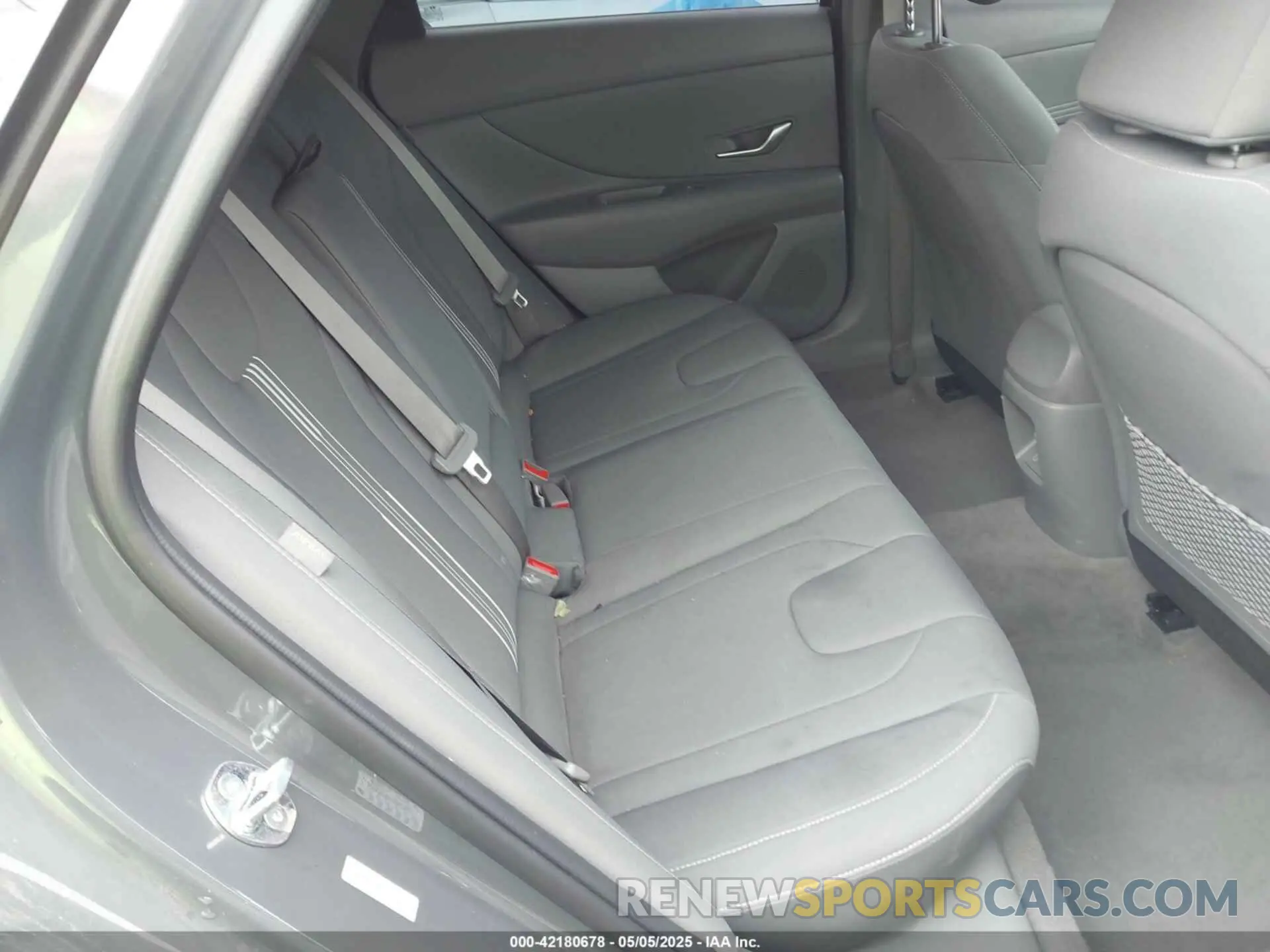 8 fotografías del automóvil dañado KMHLS4DG4RU764439 HYUNDAI ELANTRA 2024