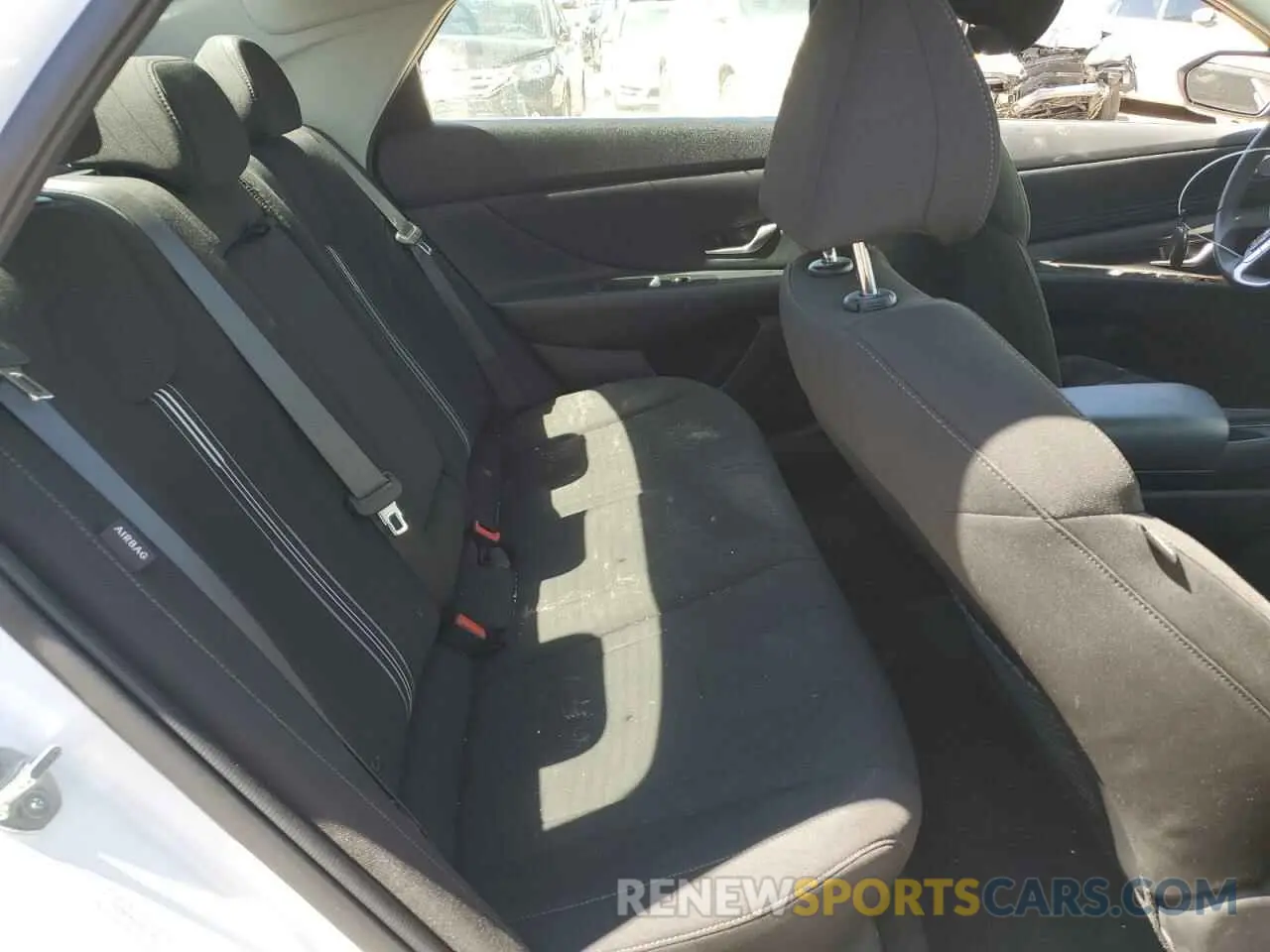 10 fotografías del automóvil dañado KMHLS4DG5RU662647 HYUNDAI ELANTRA 2024