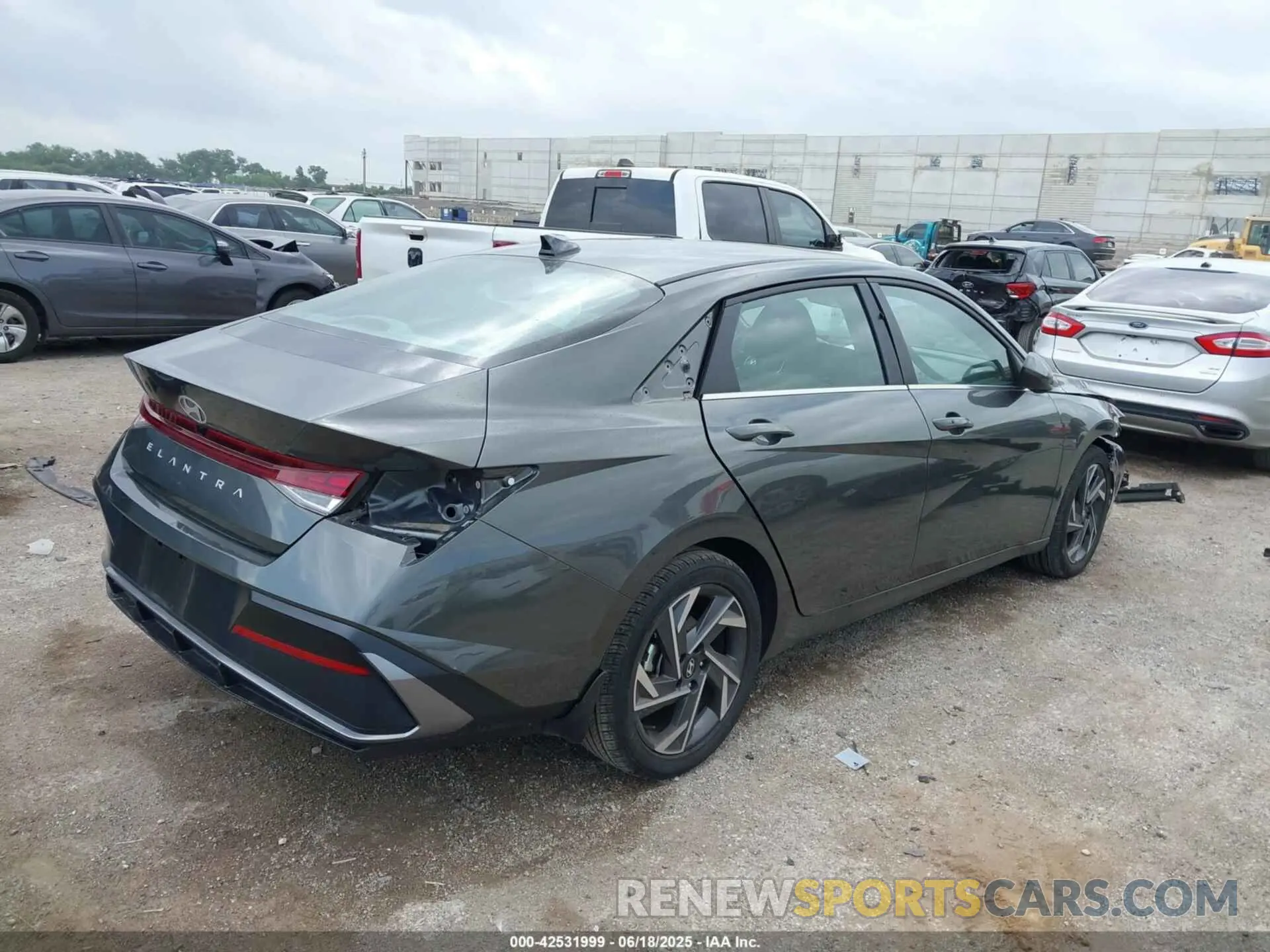 4 fotografías del automóvil dañado KMHLS4DG6RU745651 HYUNDAI ELANTRA 2024
