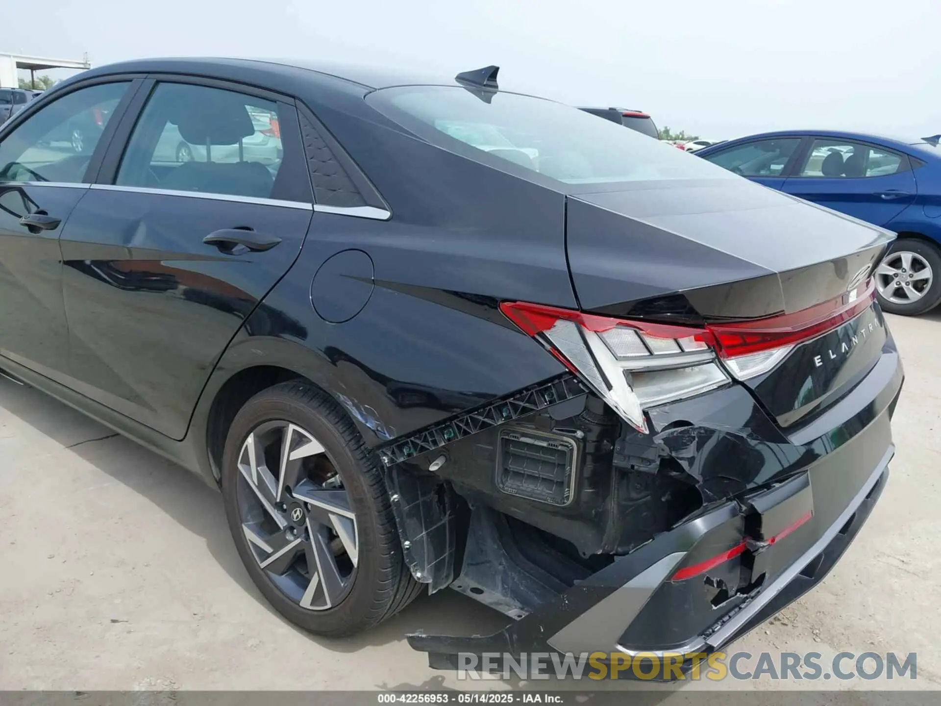 19 fotografías del automóvil dañado KMHLS4DG6RU825306 HYUNDAI ELANTRA 2024