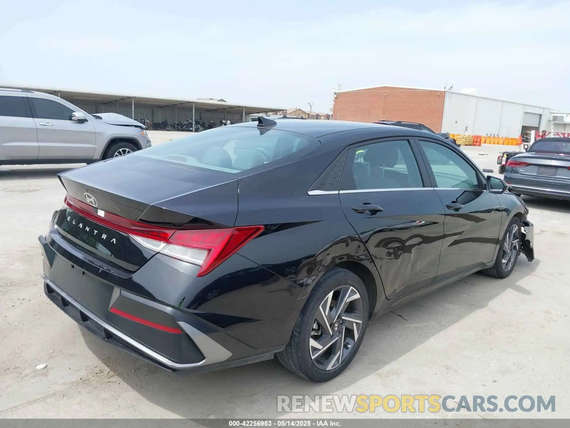 4 fotografías del automóvil dañado KMHLS4DG6RU825306 HYUNDAI ELANTRA 2024