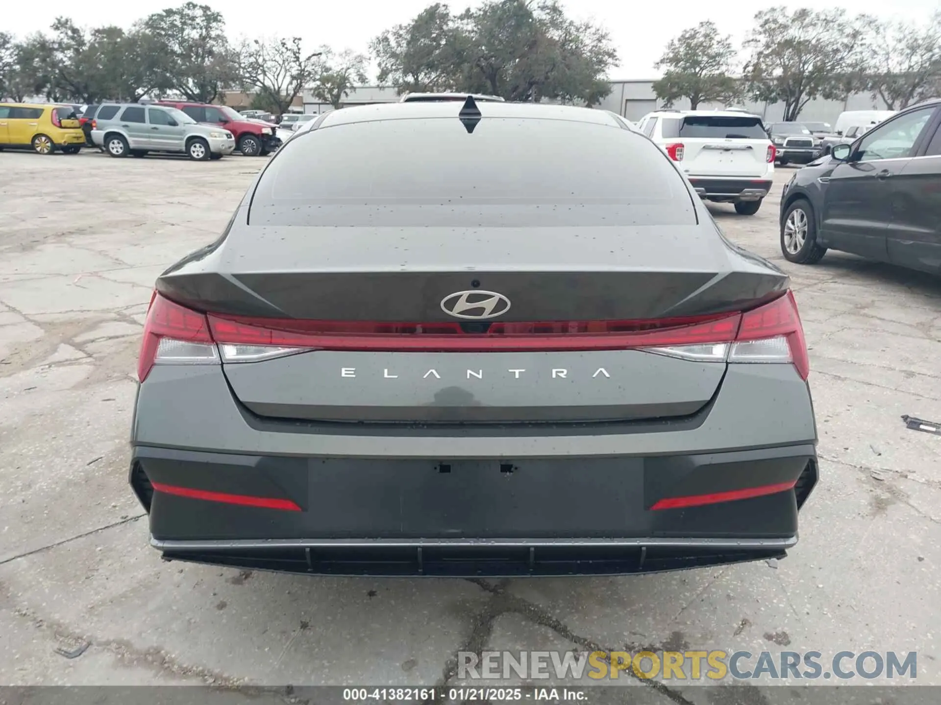 16 fotografías del automóvil dañado KMHLS4DG7RU688912 HYUNDAI ELANTRA 2024