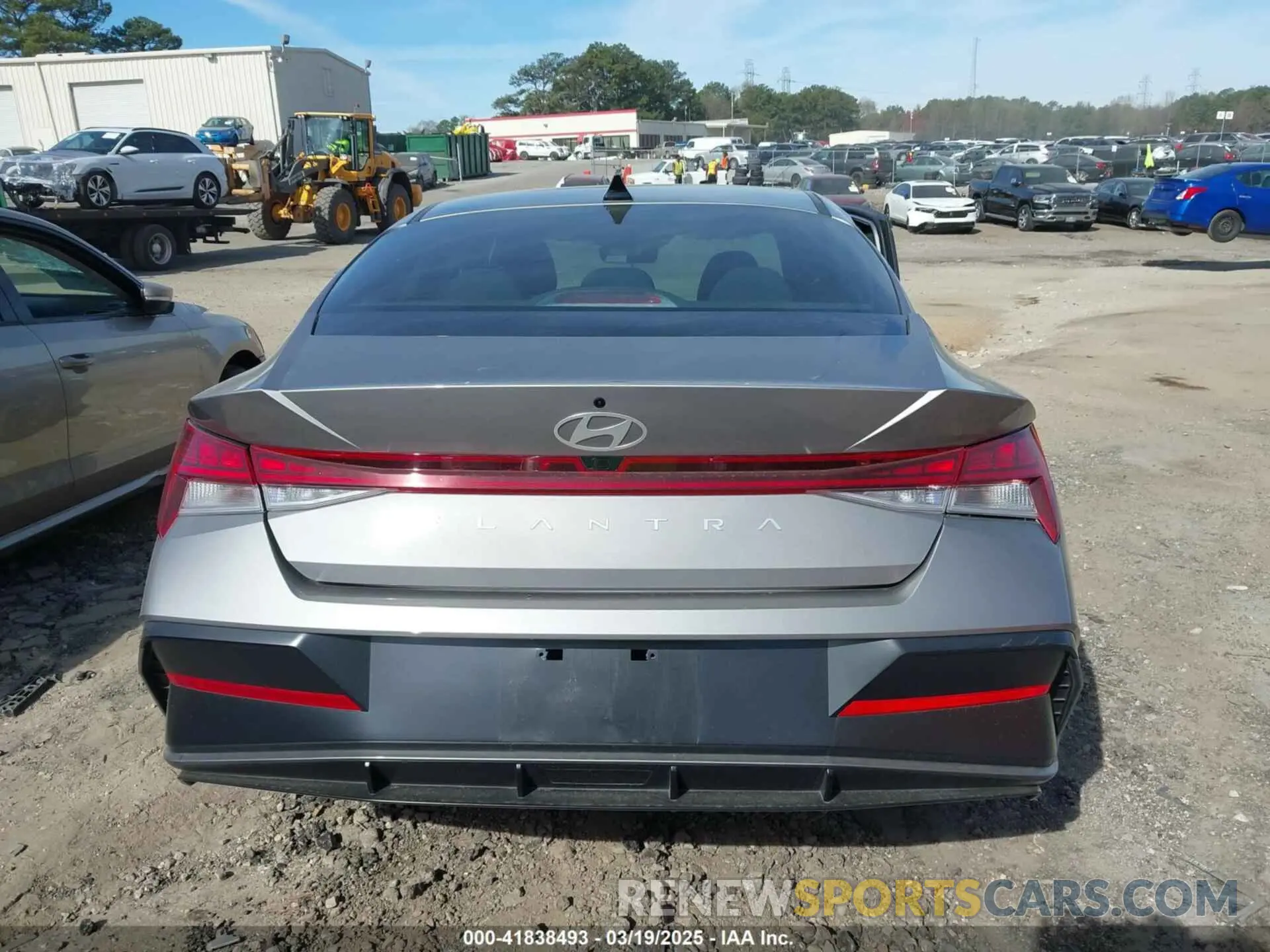 16 fotografías del automóvil dañado KMHLS4DG7RU807459 HYUNDAI ELANTRA 2024